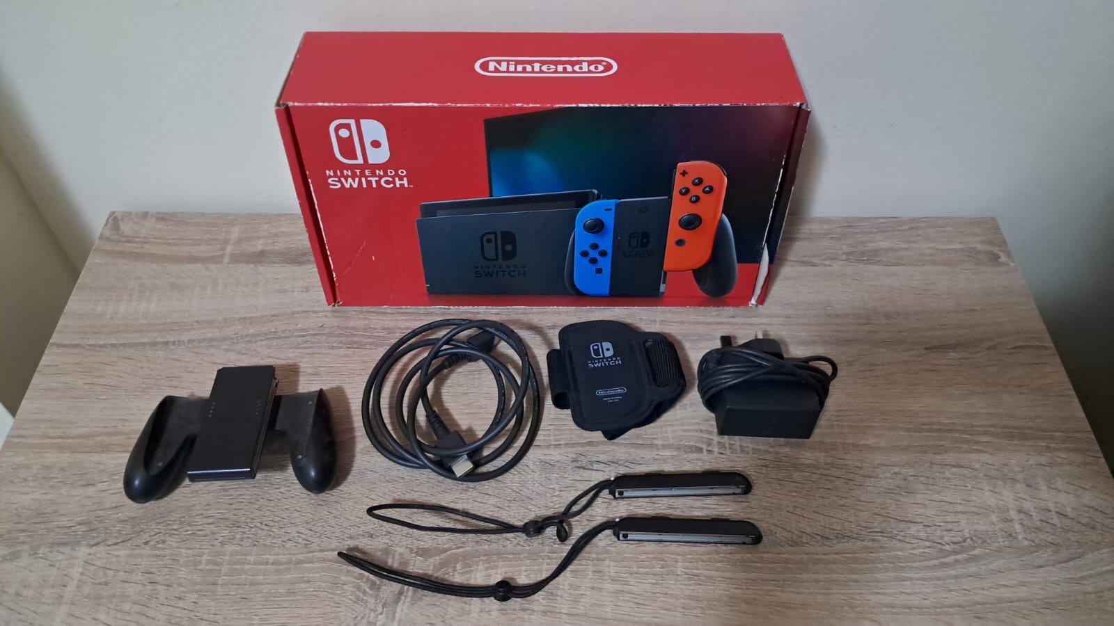 Nintendo Switch 1 V2 - Image 5