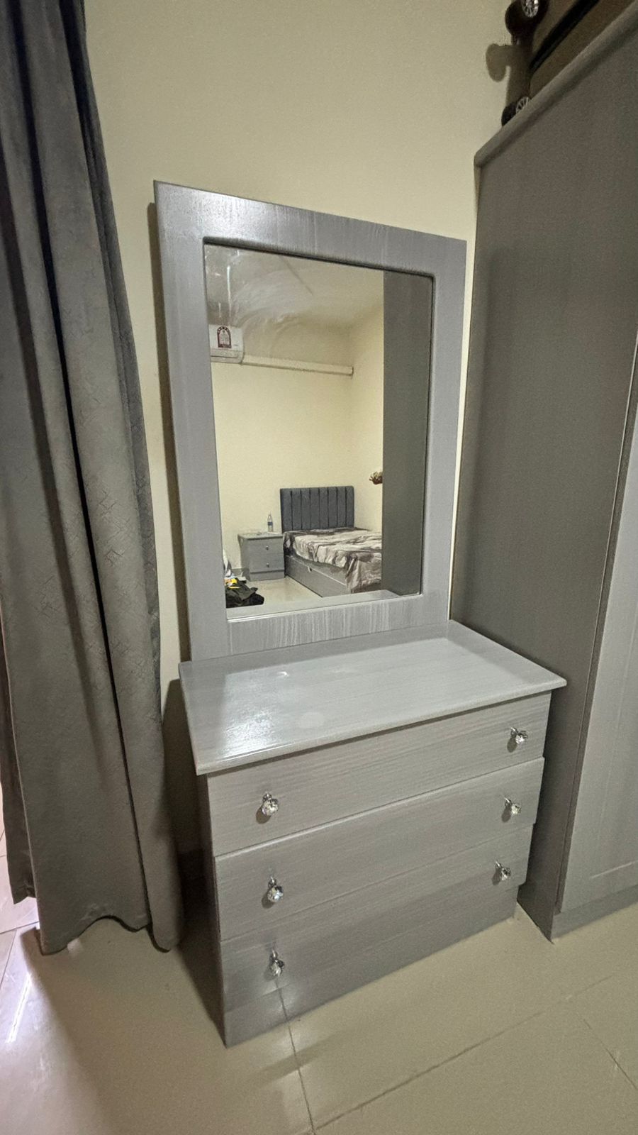 Bed Like New With Drawer Option | Side Table | Dressing Table - Image 4