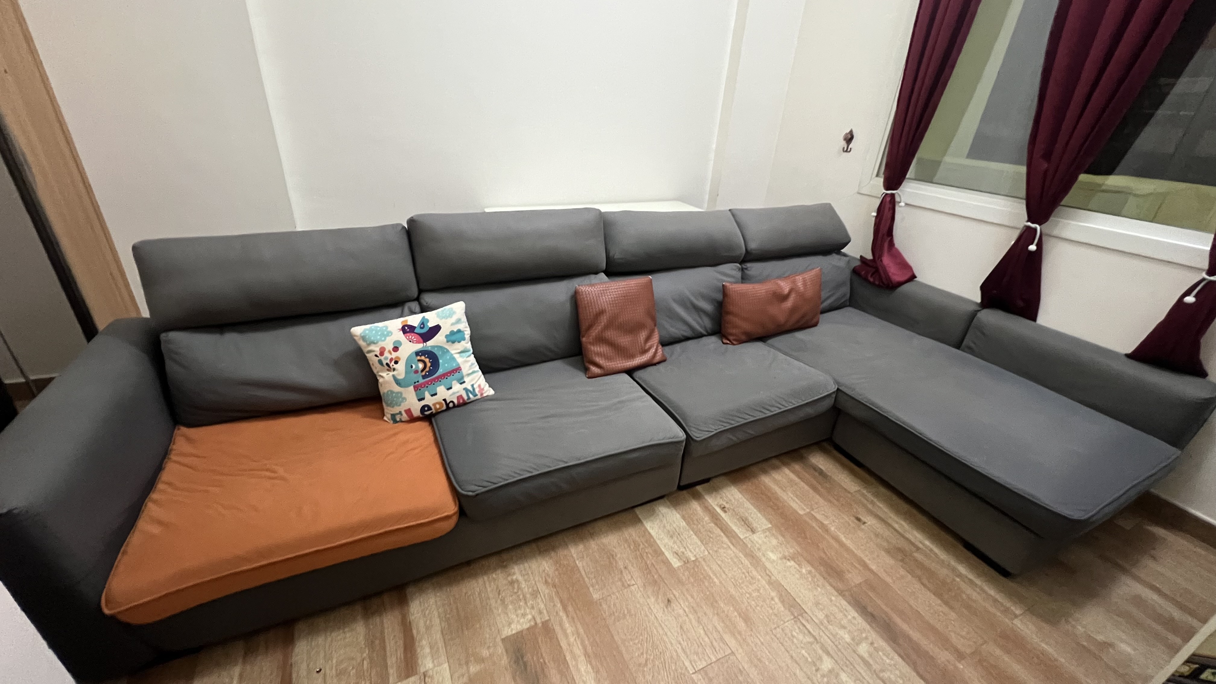 4 Seater Corner sofa - Image 4