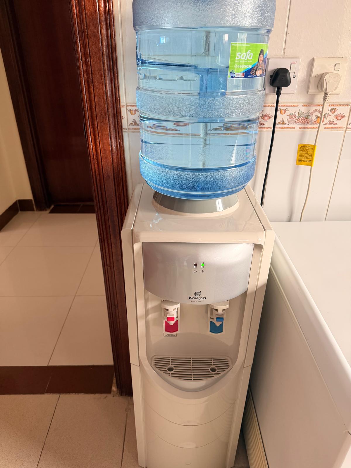 Dispenser - Image 1