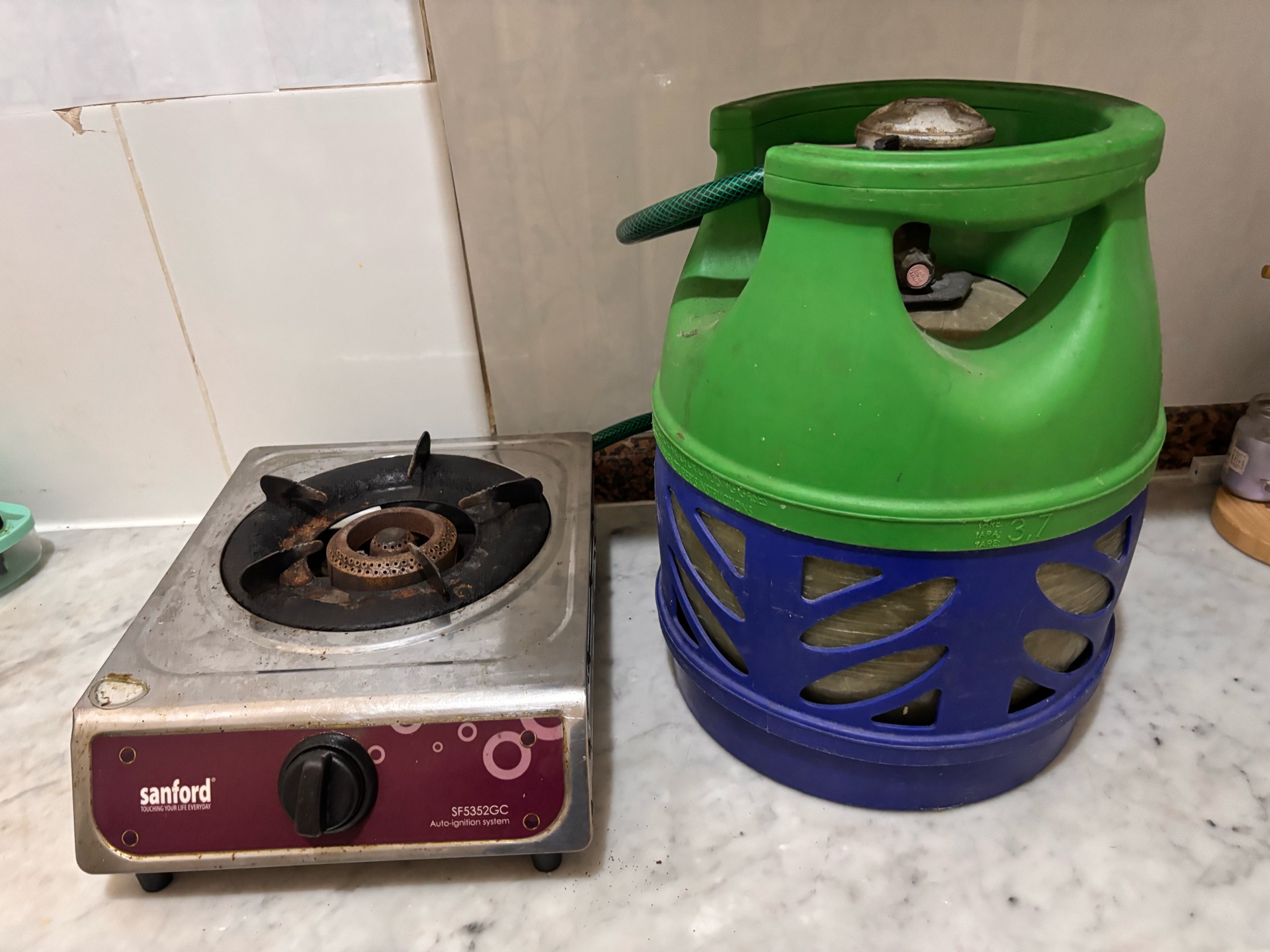 6KG Small Cylinder with Single Burner + Hose + Regulator  - Image 2