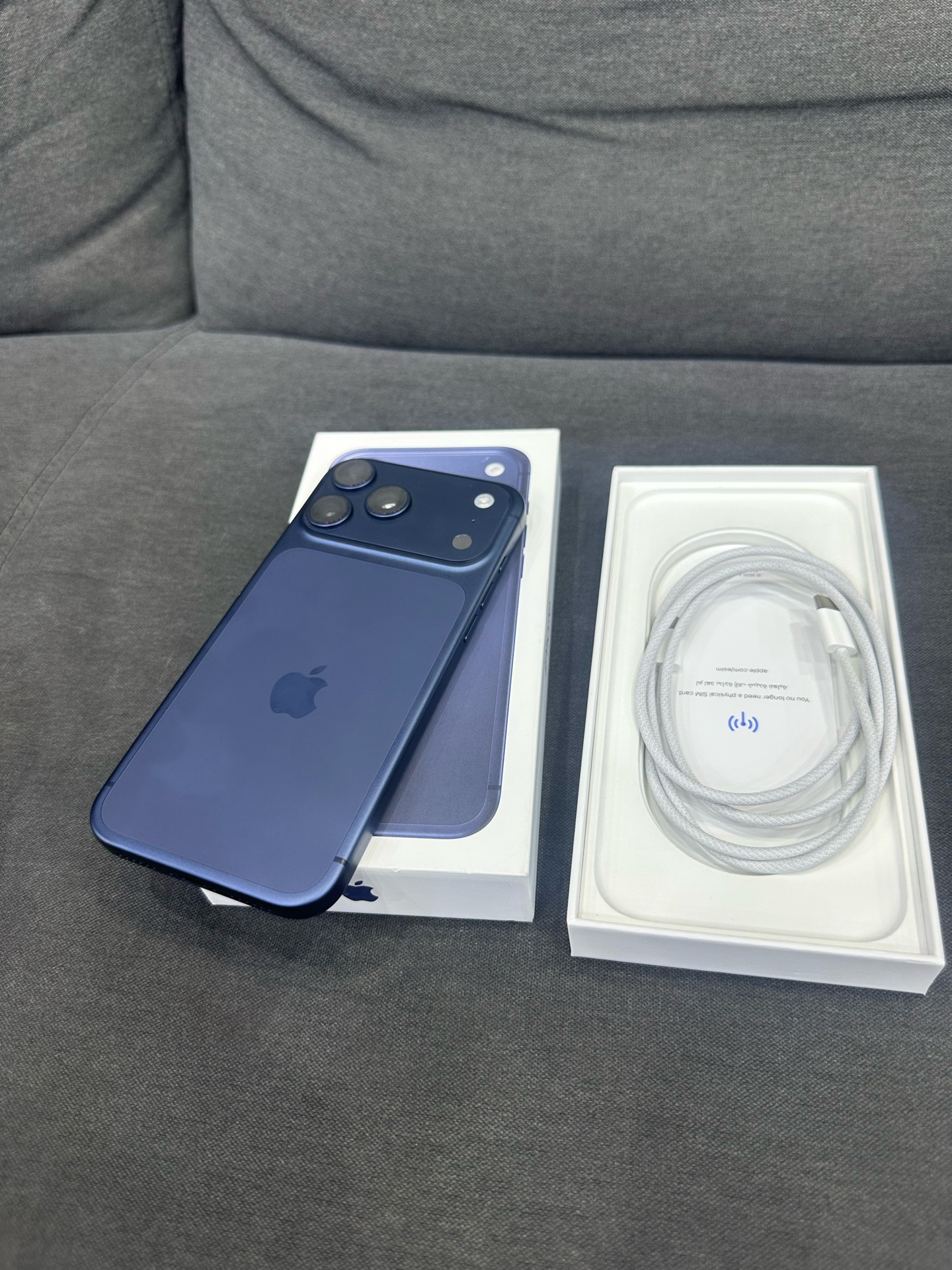 iPhone 17 pro max 256gb Blue  - Image 9