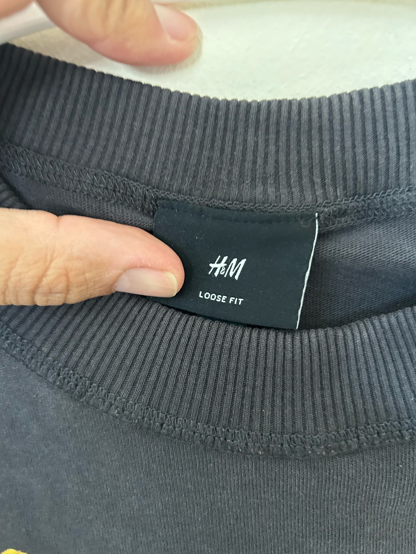 H & M men’s tee shirt  - Image 2
