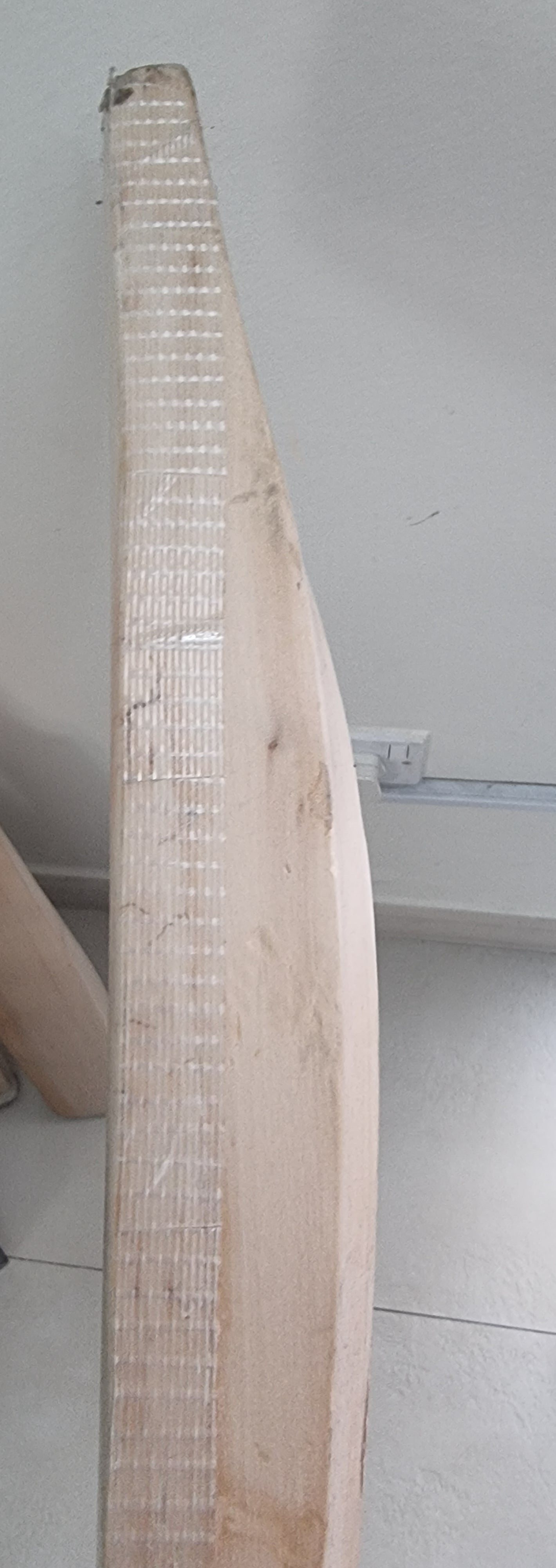 Cricket bat- MRF - Image 4