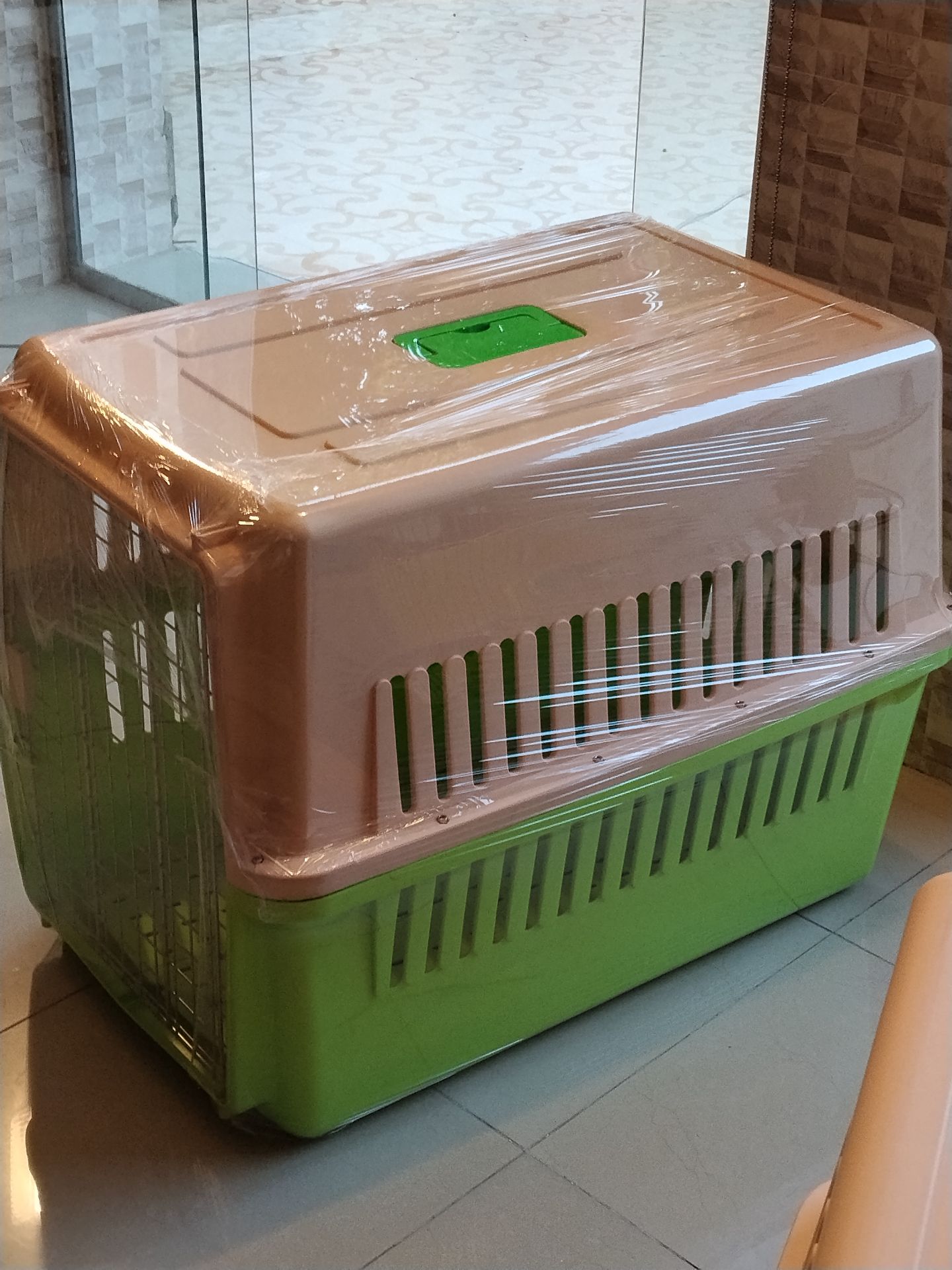 Pet carrier box travel ? ✈️✈️now available - Image 1