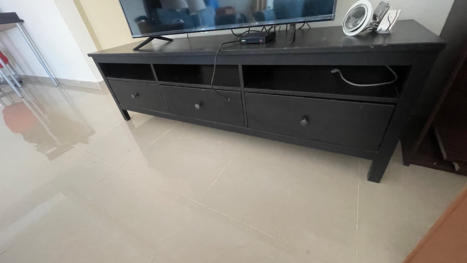 Ikea Tv table  - Image 3