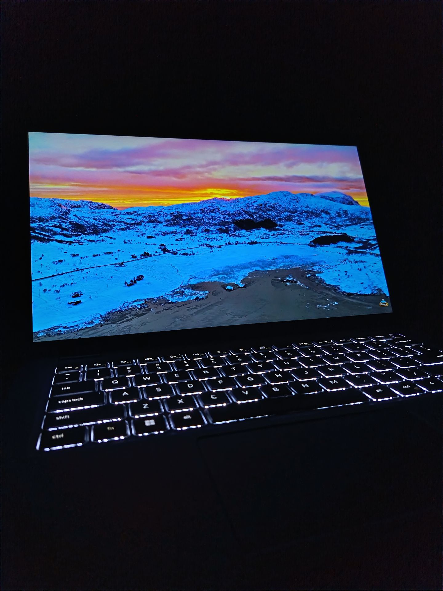 Powerful business Laptop also suitable for light gaming  - Image 9