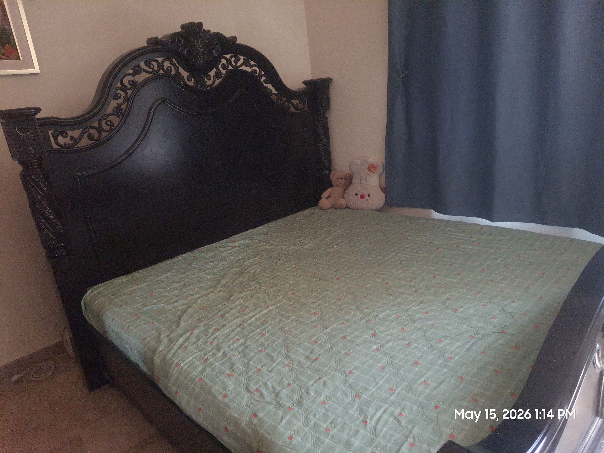 Bed and mattress  - Image 9