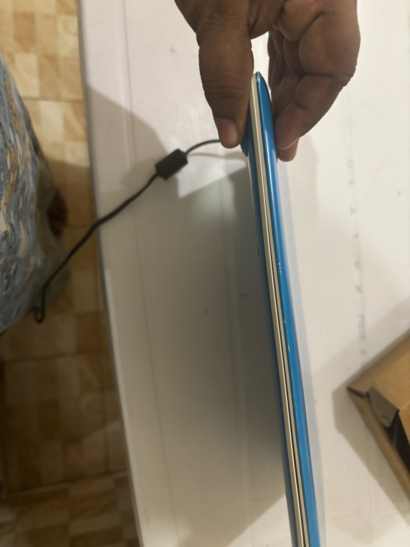 Lenovo- Ideapad  - Image 7