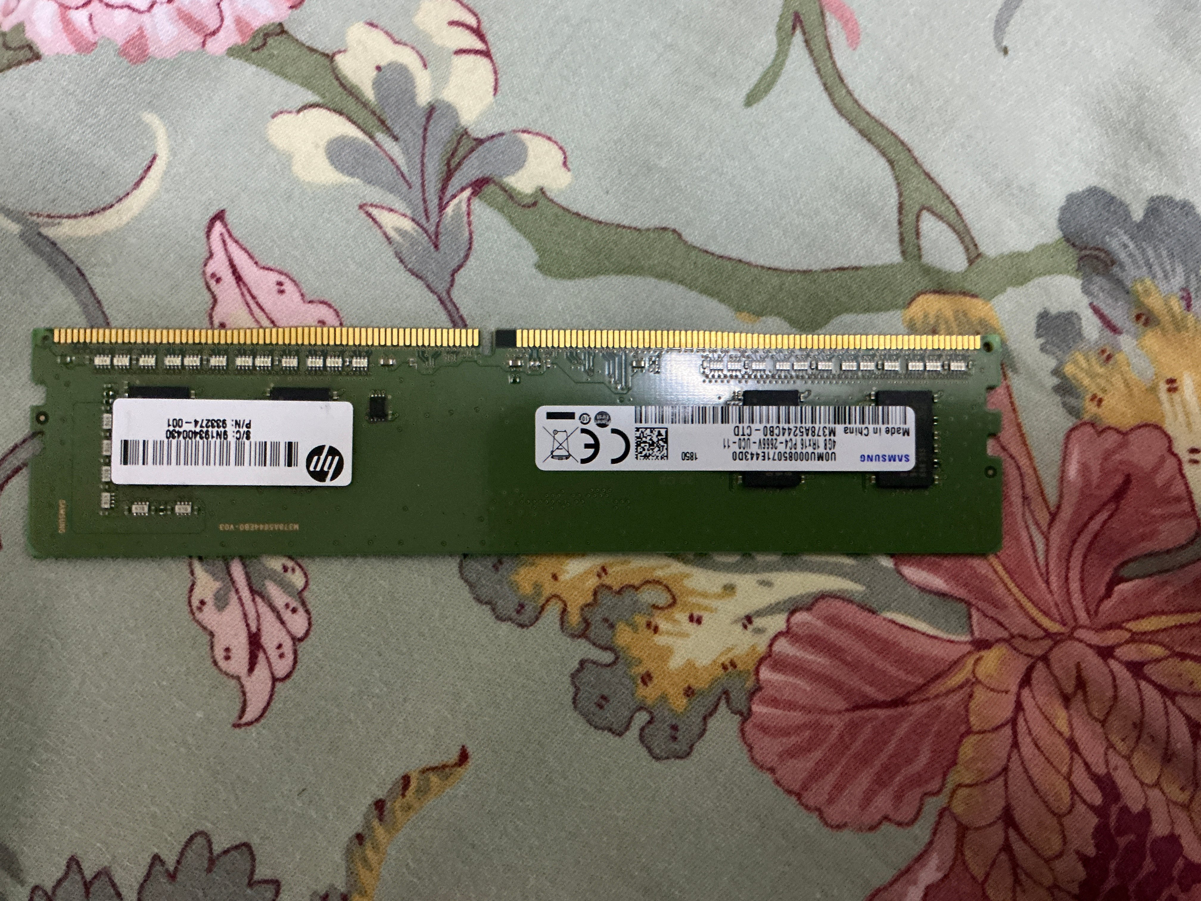 Samsung DDR4 - 4 GB RAM  - Image 3