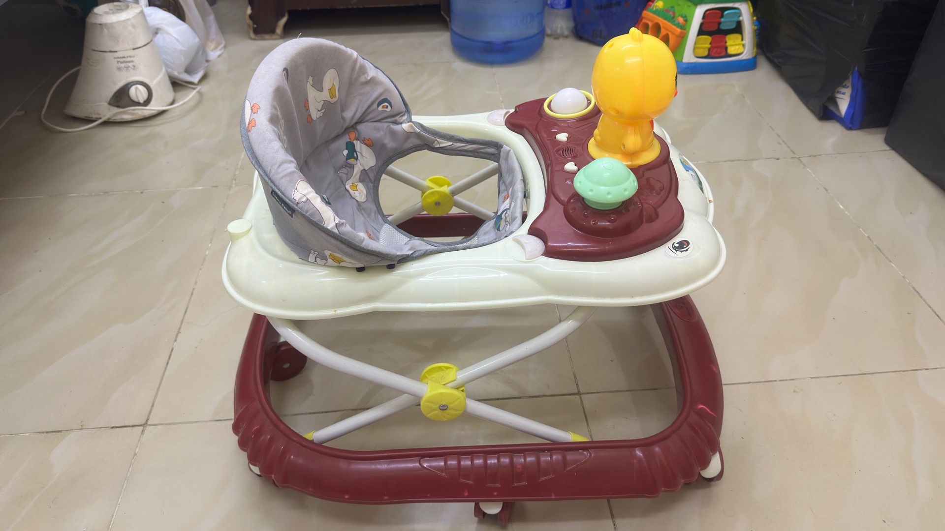 Kids stroller and walker - urgent sales due to relocation  - Image 7