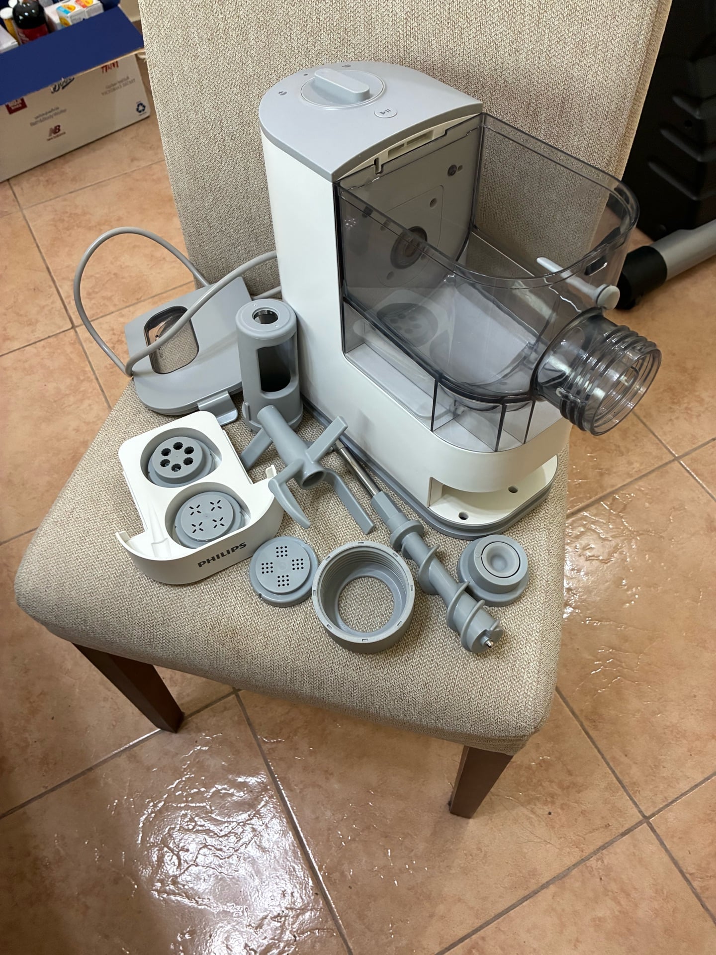 Noodle Maker - phillips - Image 3