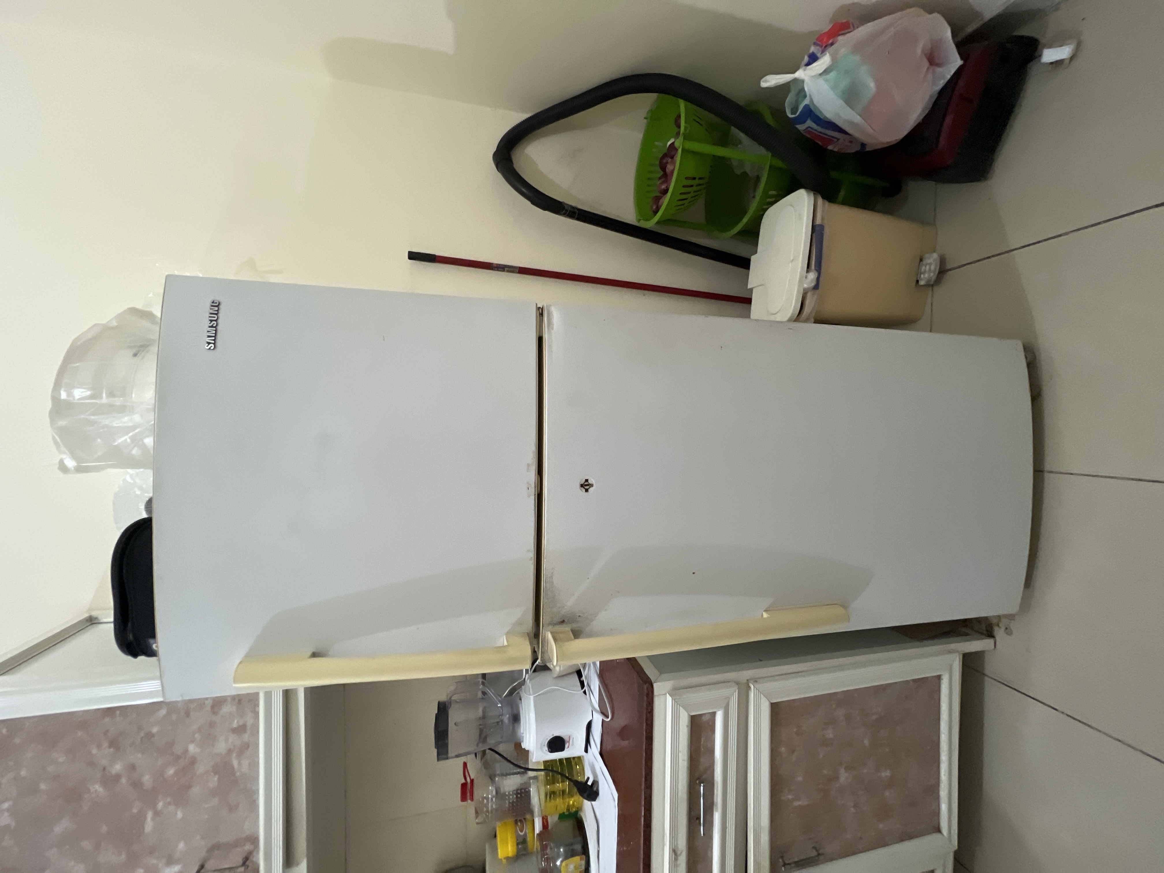 Samsung Refrigerator (400L) good working condition for sale - Image 4