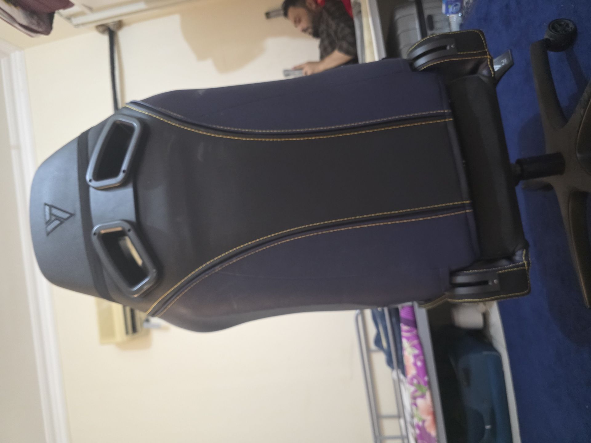 Gaming chair - Image 3