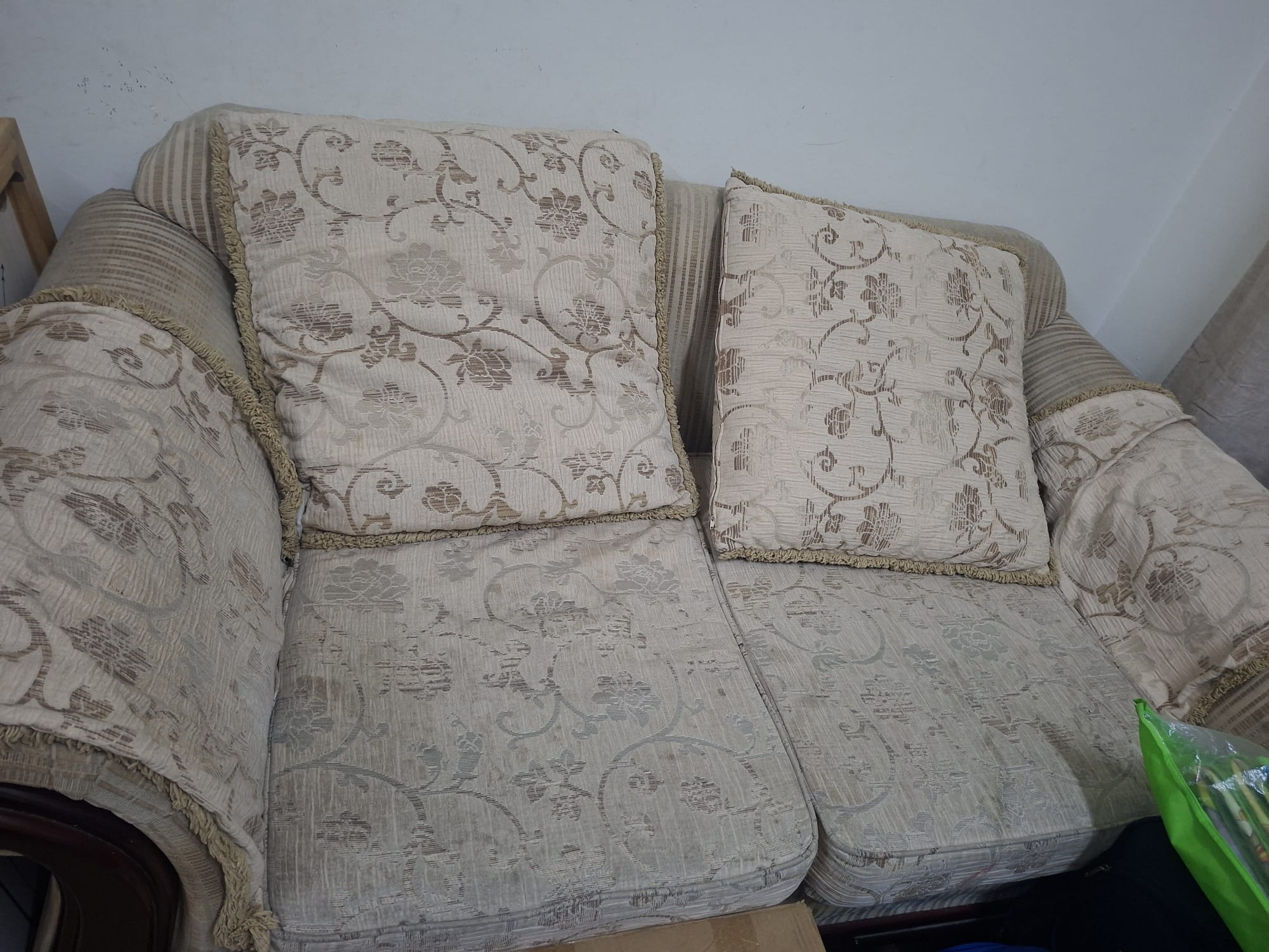 Sofa good condition  - Image 2