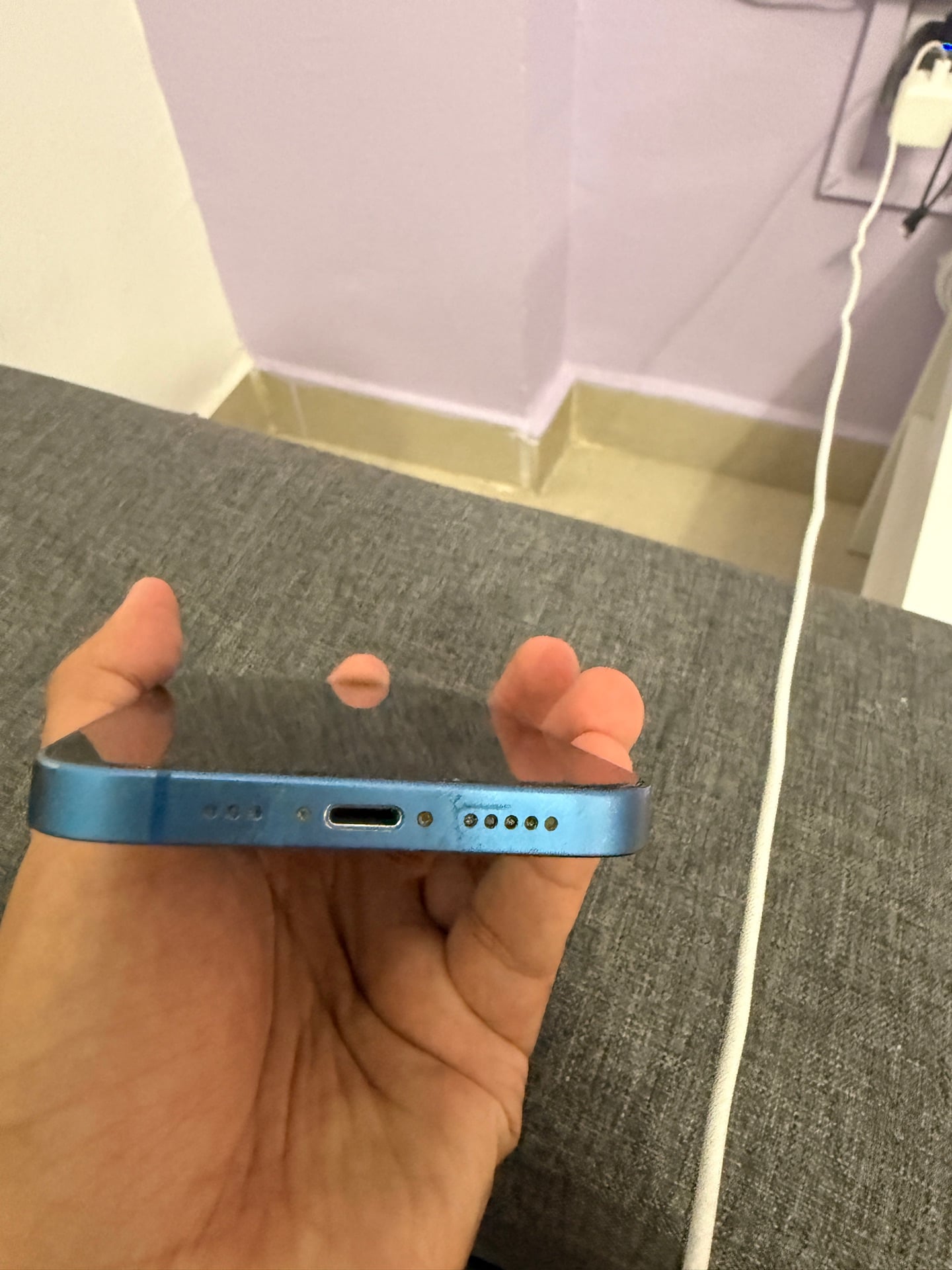I phone 13 - Image 1