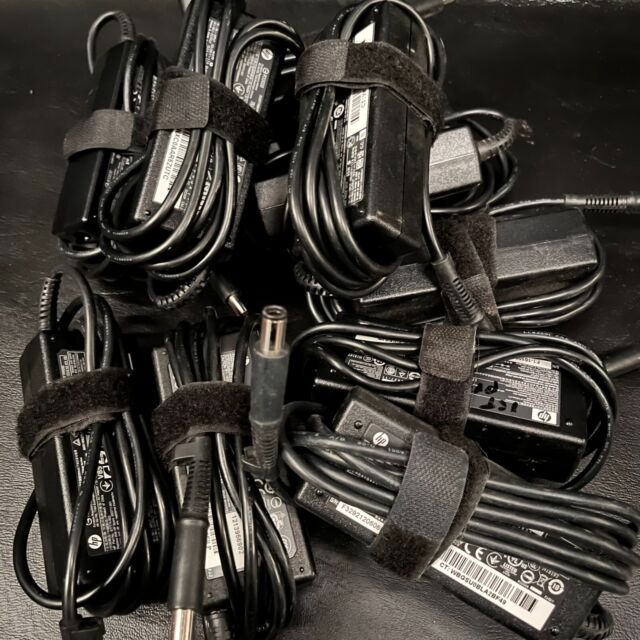 Laptop battery and charger  - Image 3