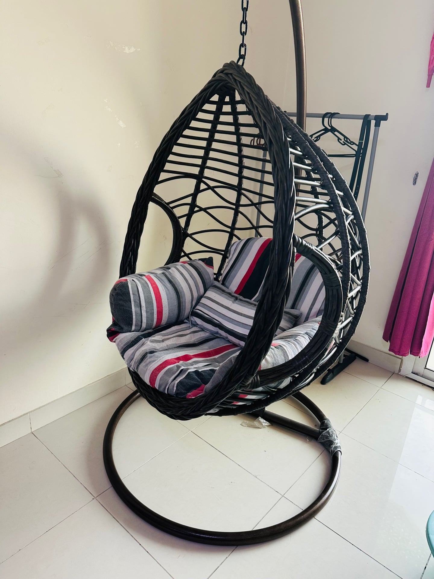معلقة - Image 1