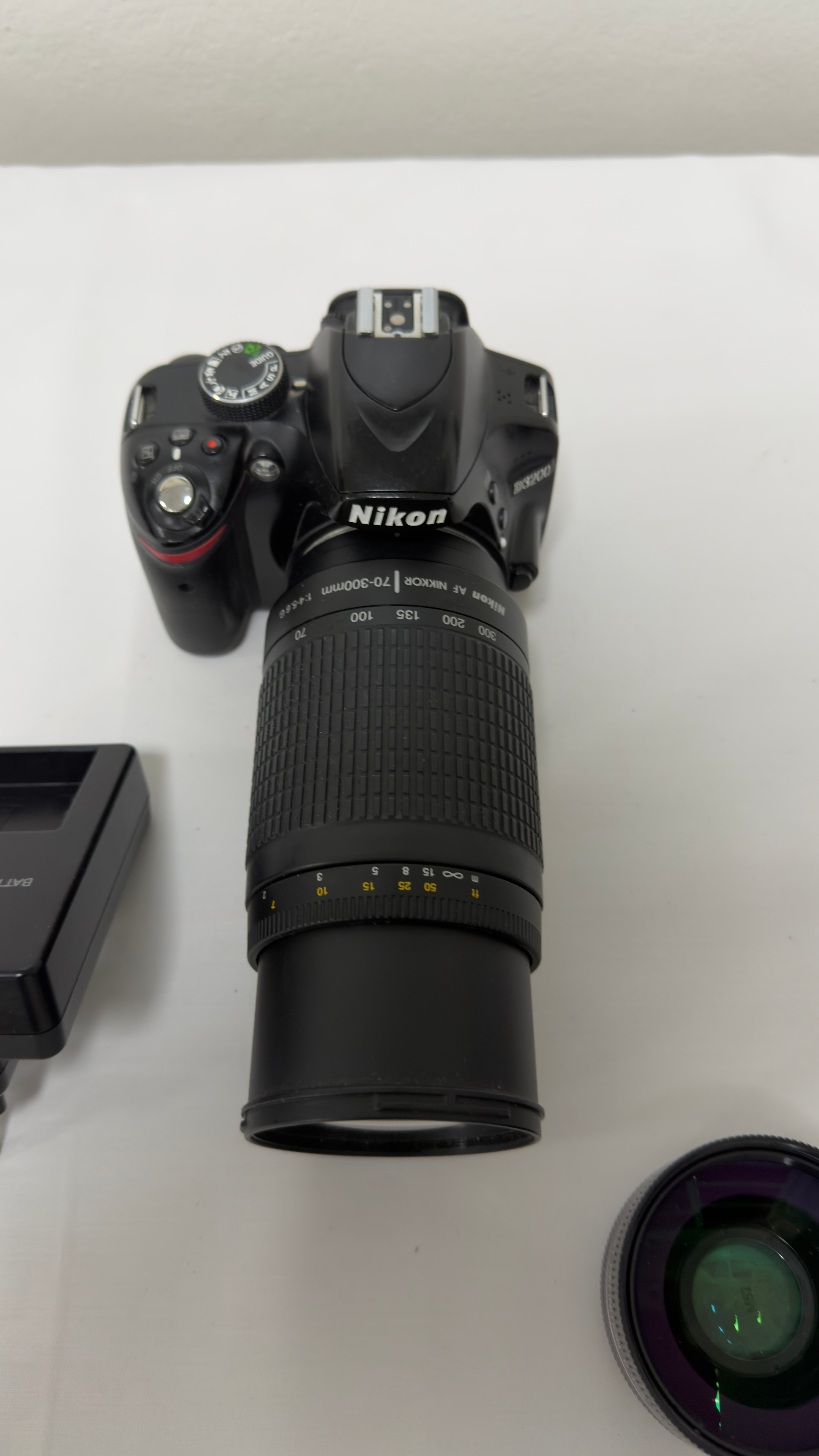 NIKON  - Image 3