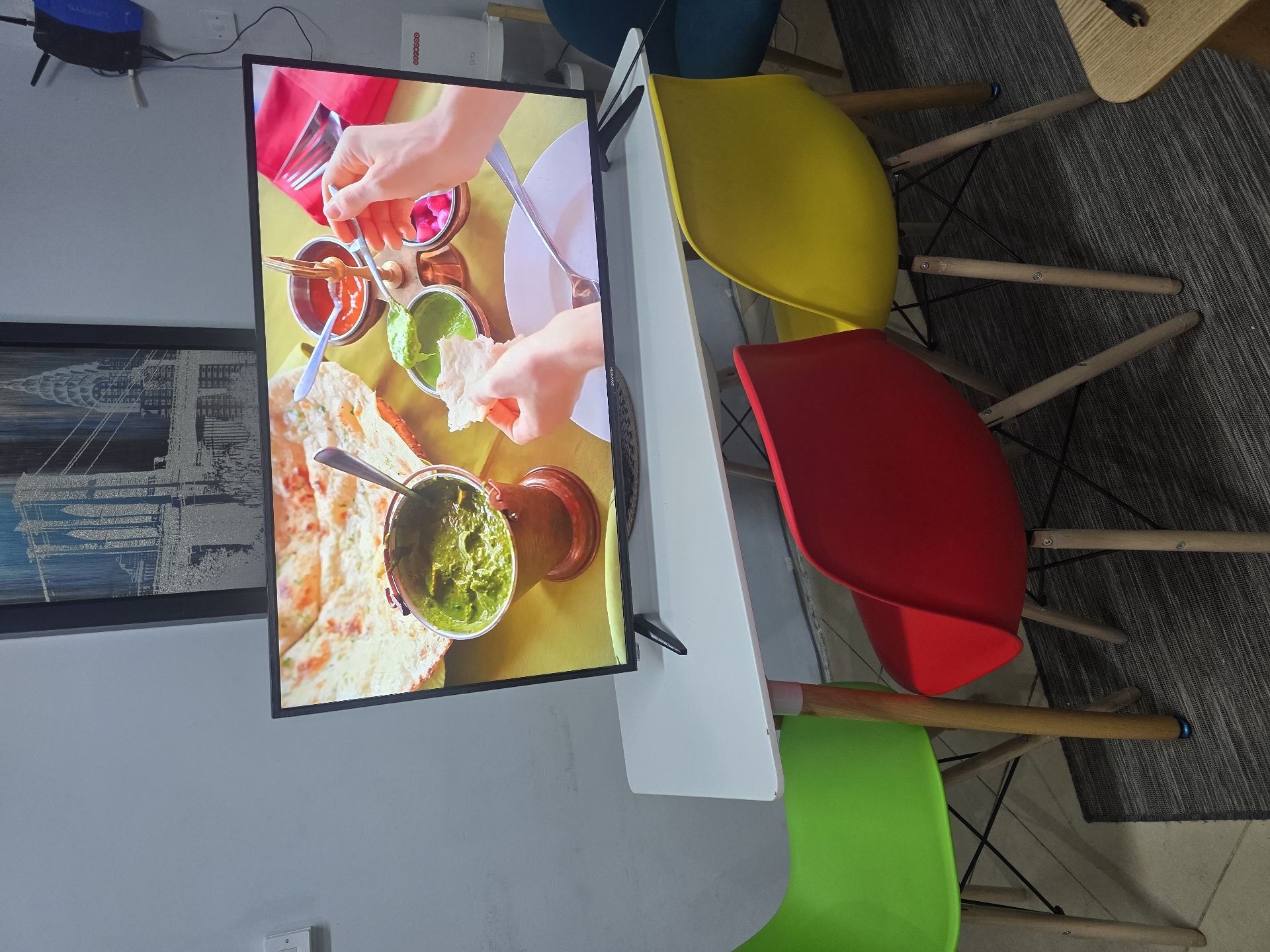 SKYWORTH 42" SMART ANDROID - Image 6