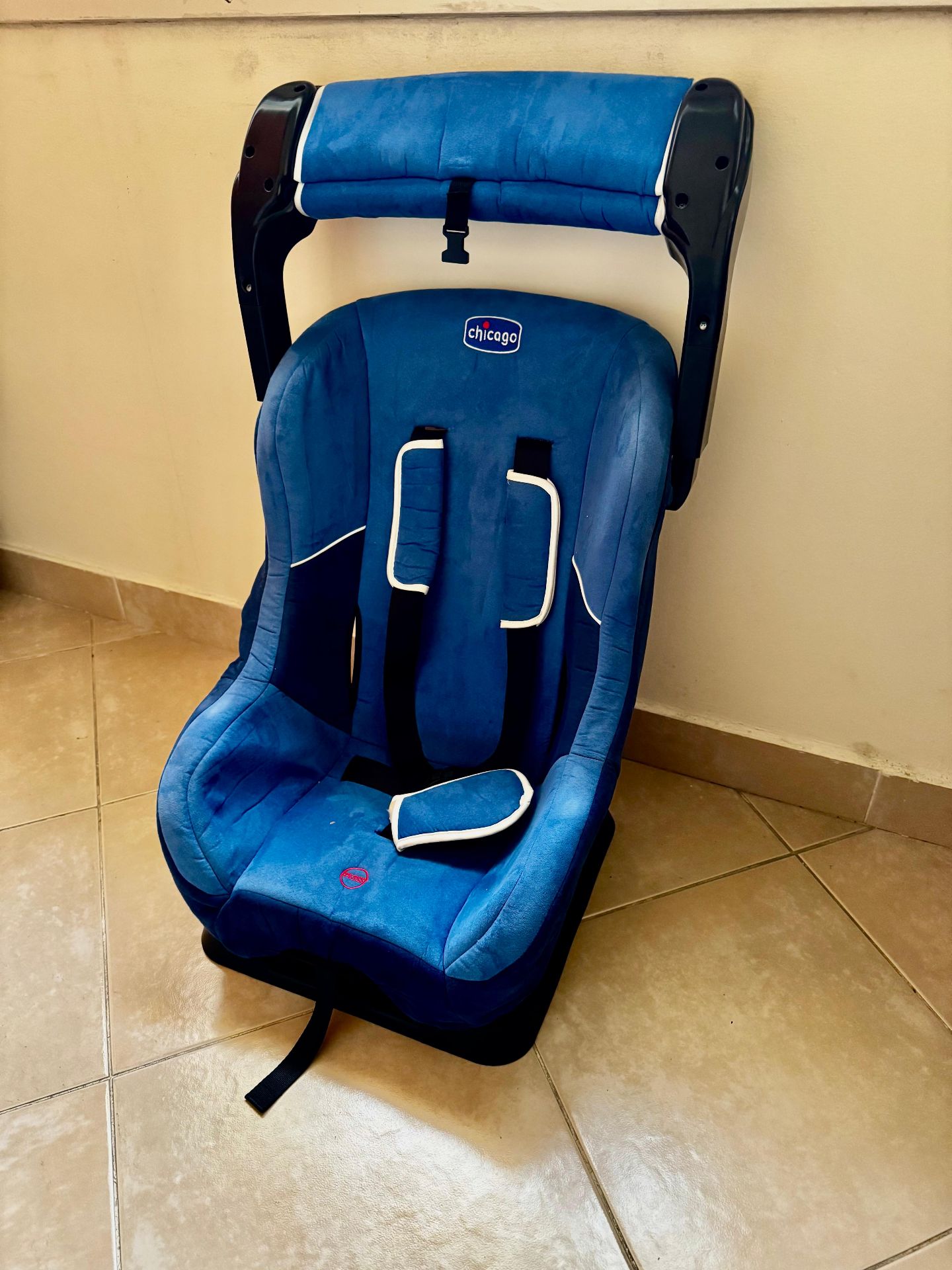 Car seat  - Image 2