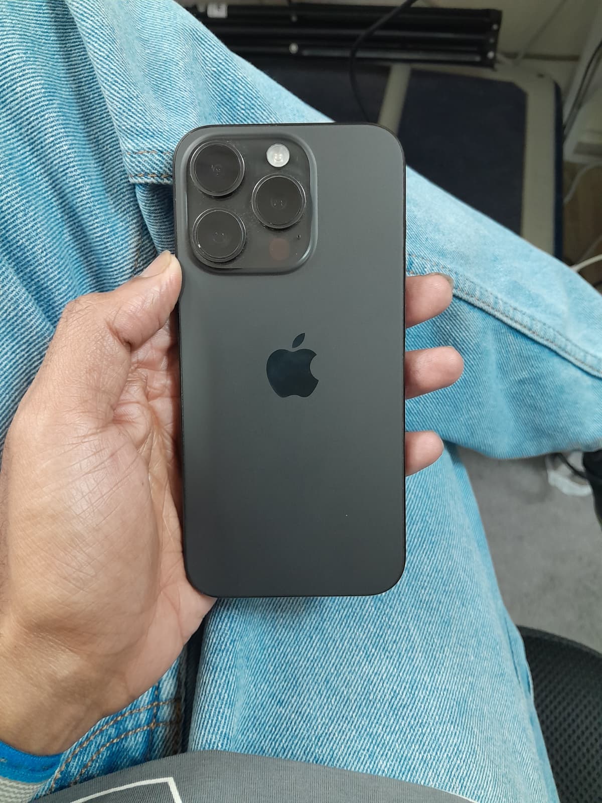 iphone 15 pro  - Image 3