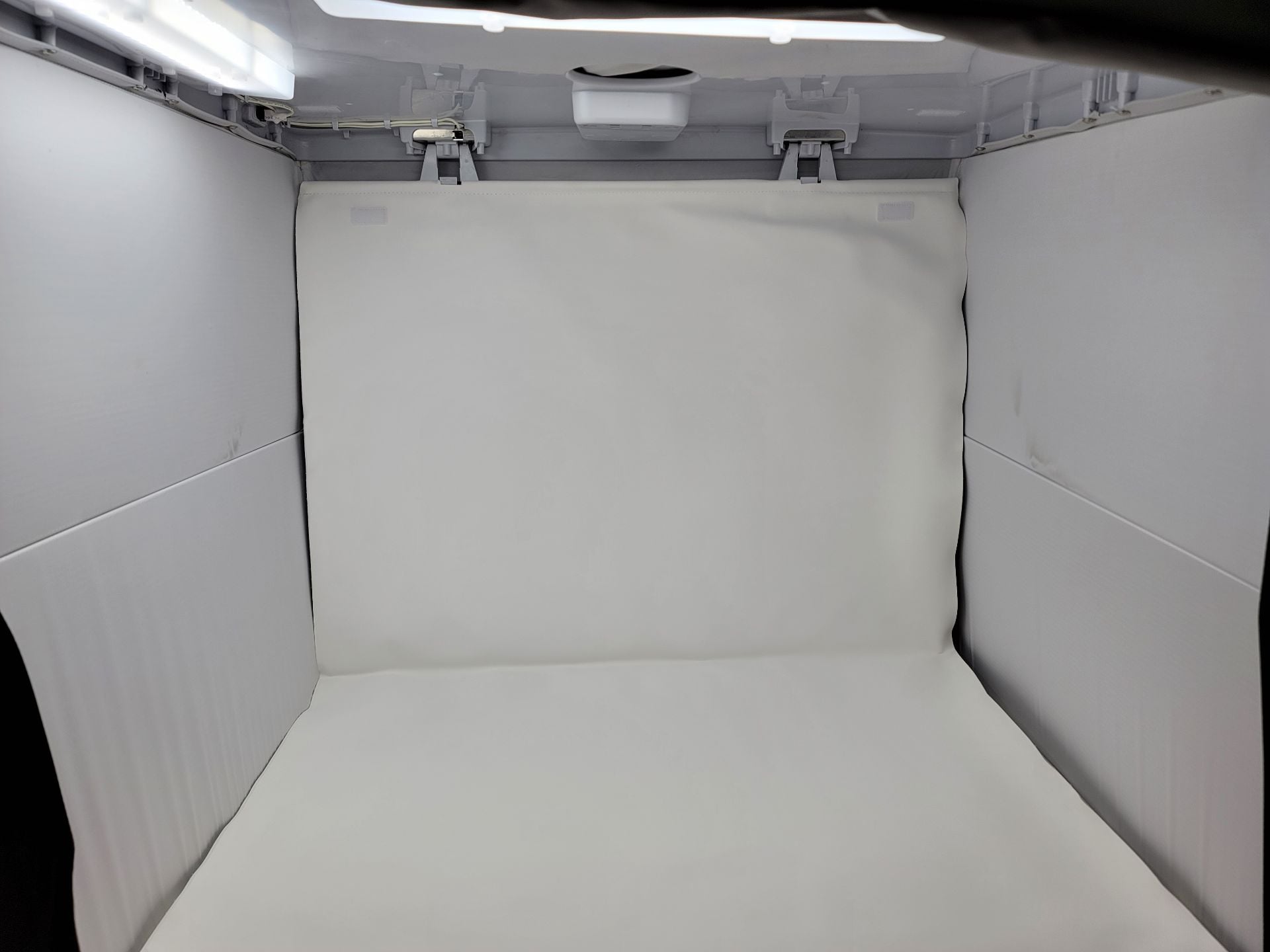 Amazon Basics Photo Studio Box - Image 7