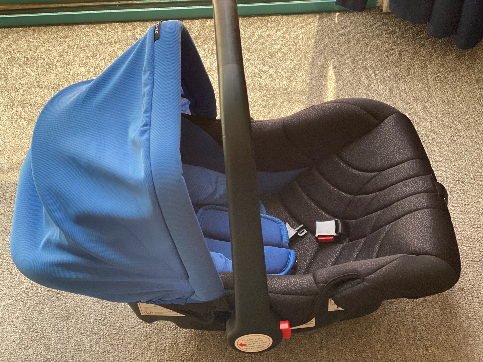 Infant car seat - Image 2