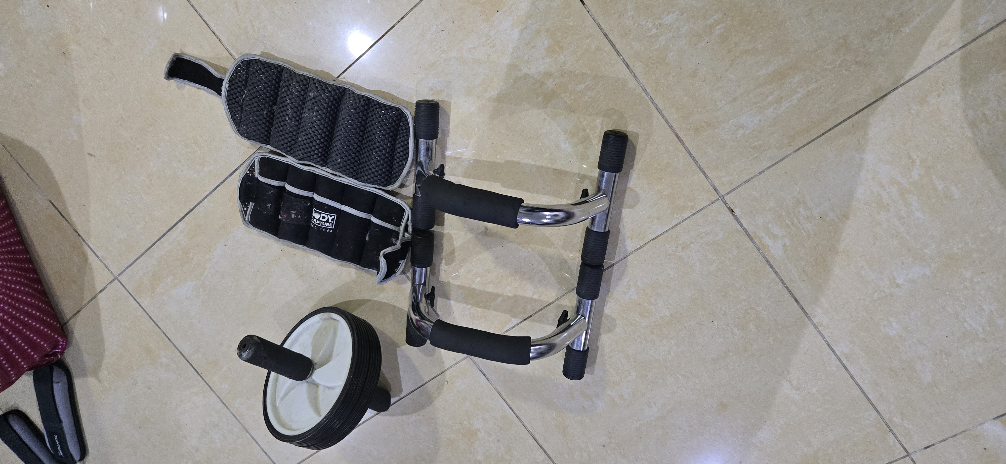 Home fitness accessories  - Image 2