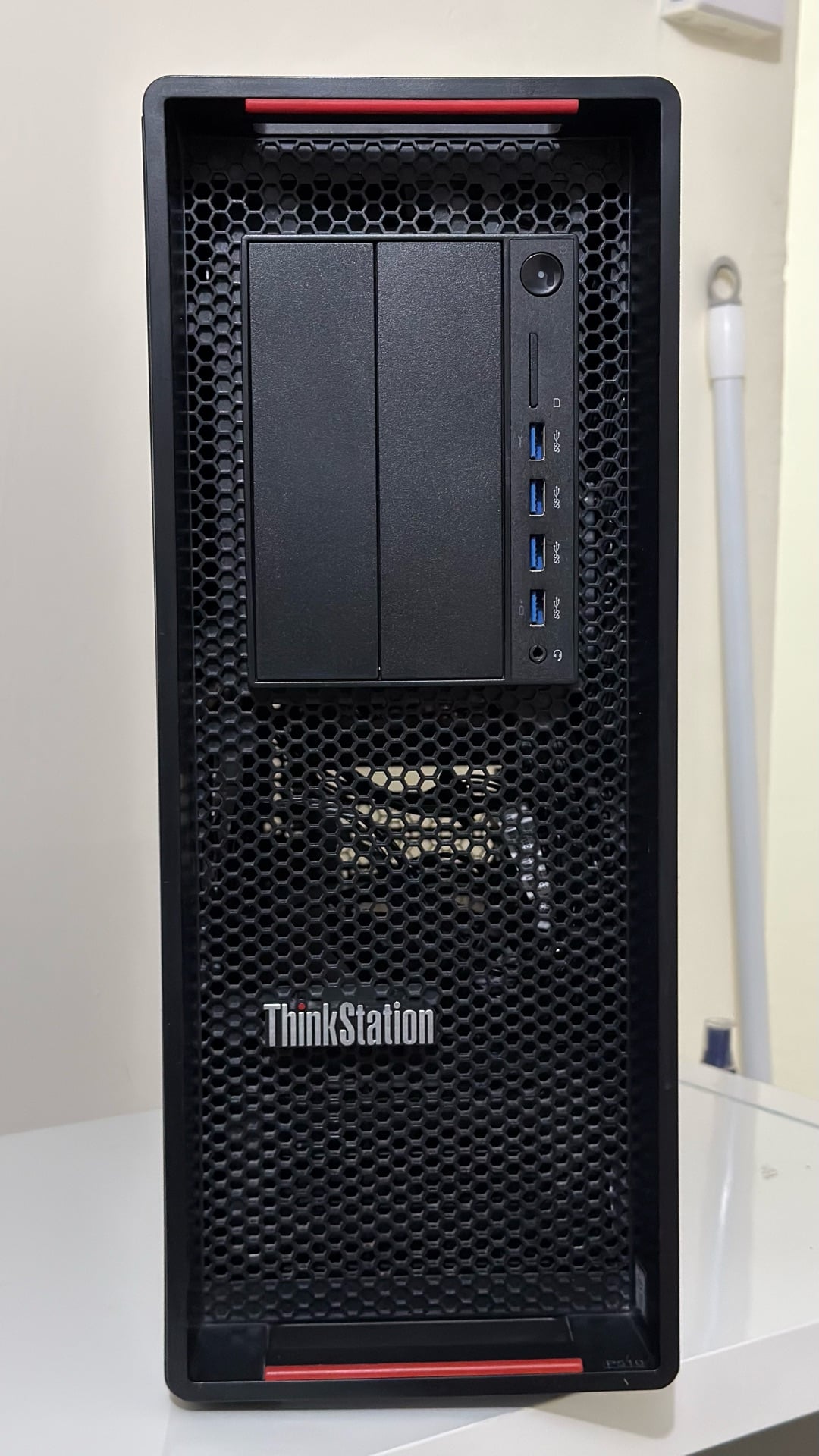 Lenovo ThinkStation P510 Workstation – Xeon | 64GB RAM | Quadro 8GB | Intel SSD - Image 7