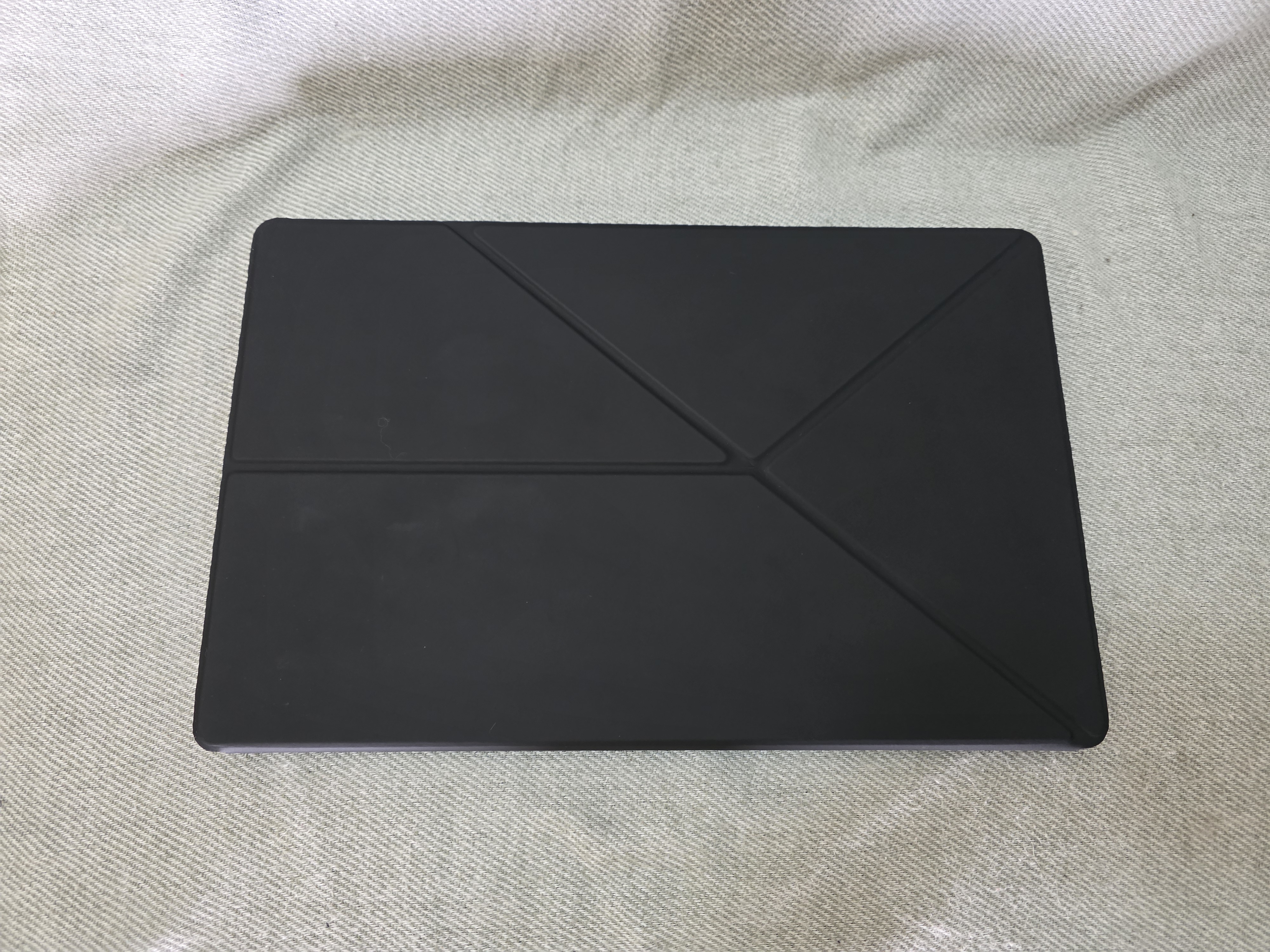 Samsung Galaxy Tab S10 Ultra 5G 256GB + Case - Image 4