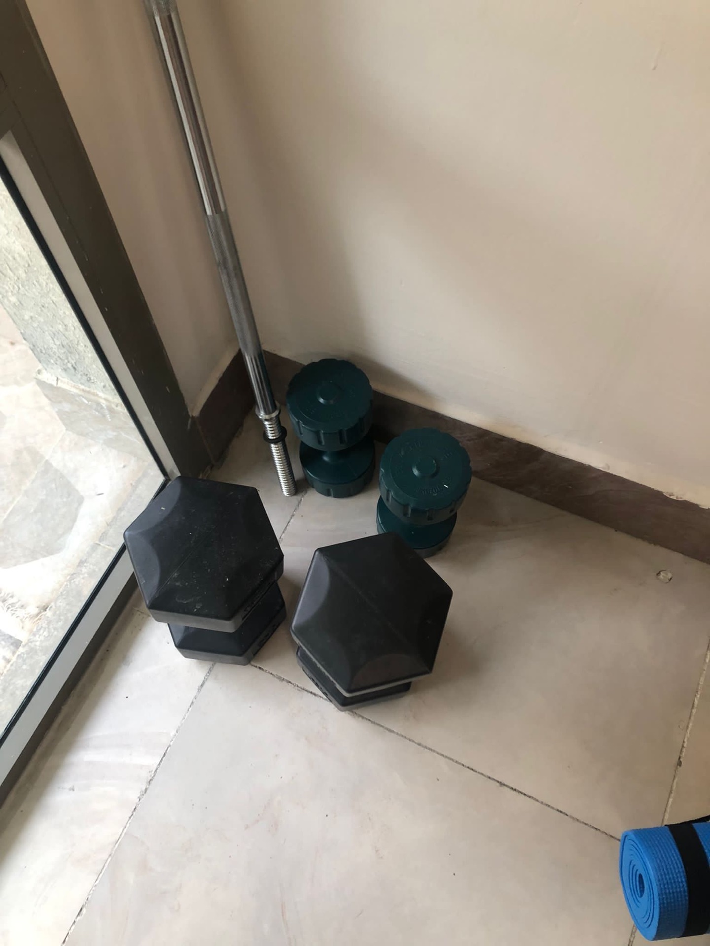 Bar and dumbbells - Image 3