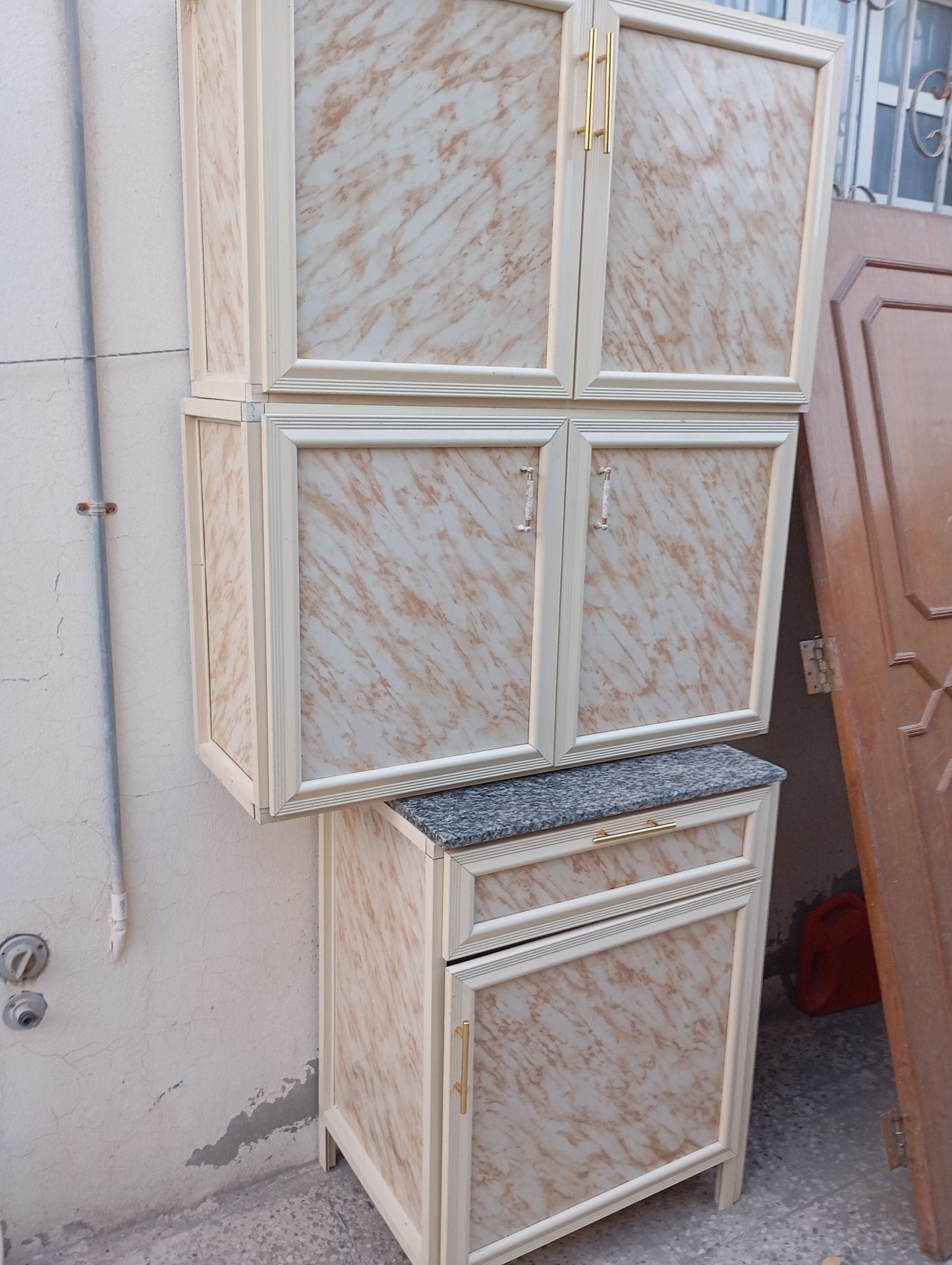 Kitchen cabinets  - Image 4