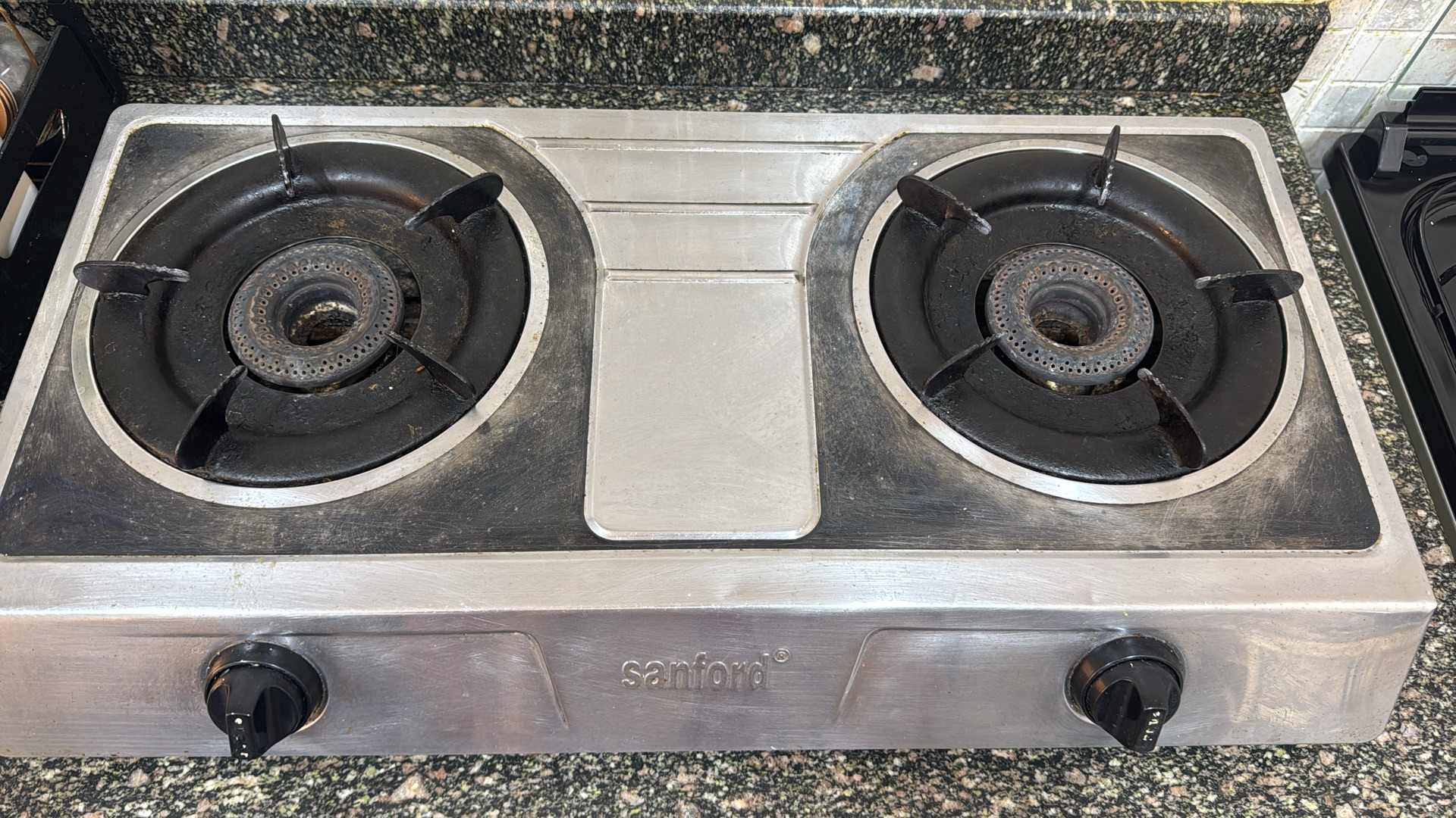 Sanford  cooking stove FREE - Image 2
