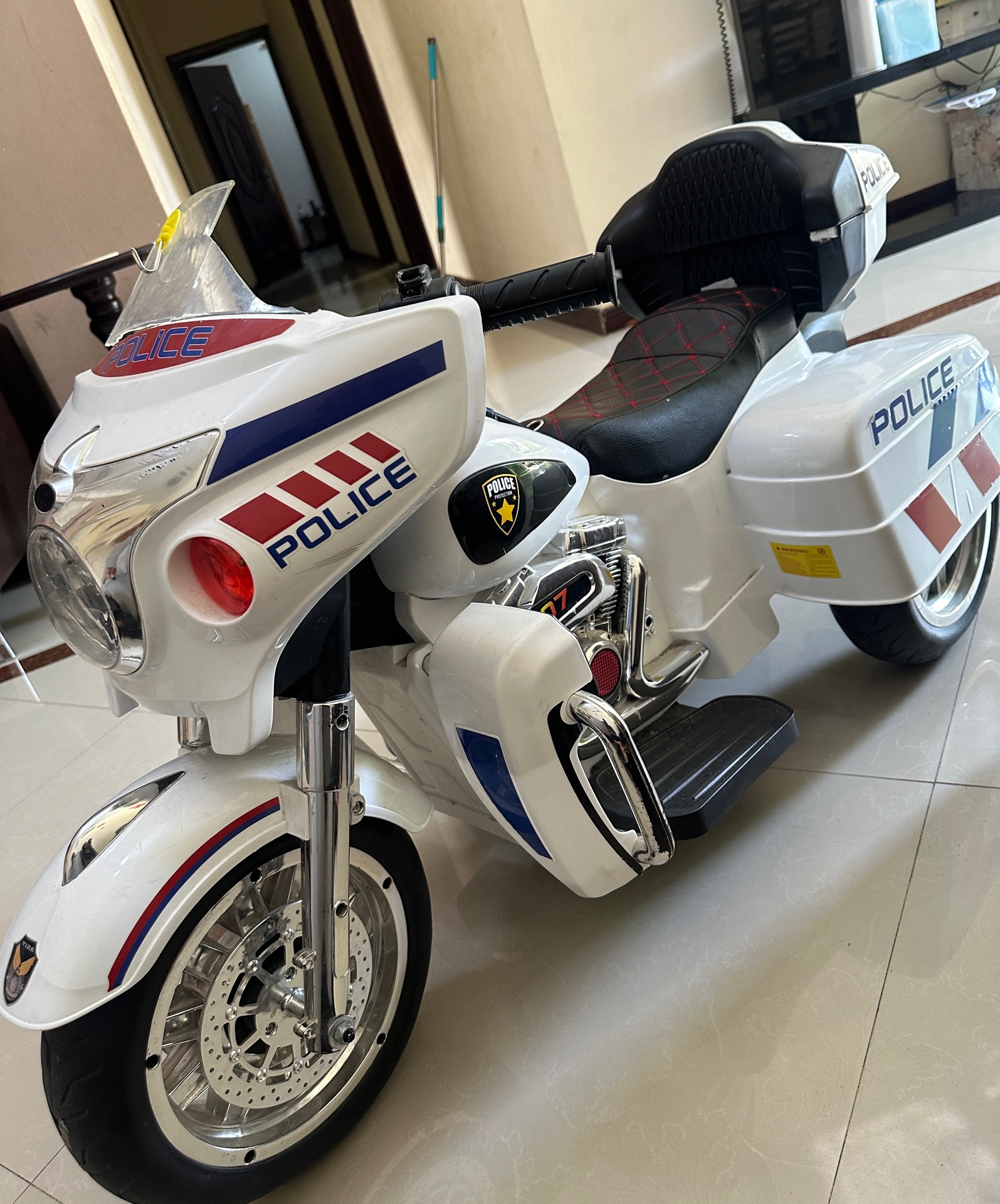 Kids police bike. Very good condition  - Image 4