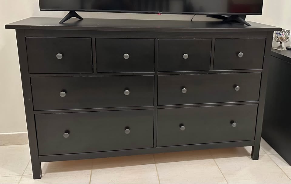 IKEA Hemnes Chest of 8 Drawers - Image 4