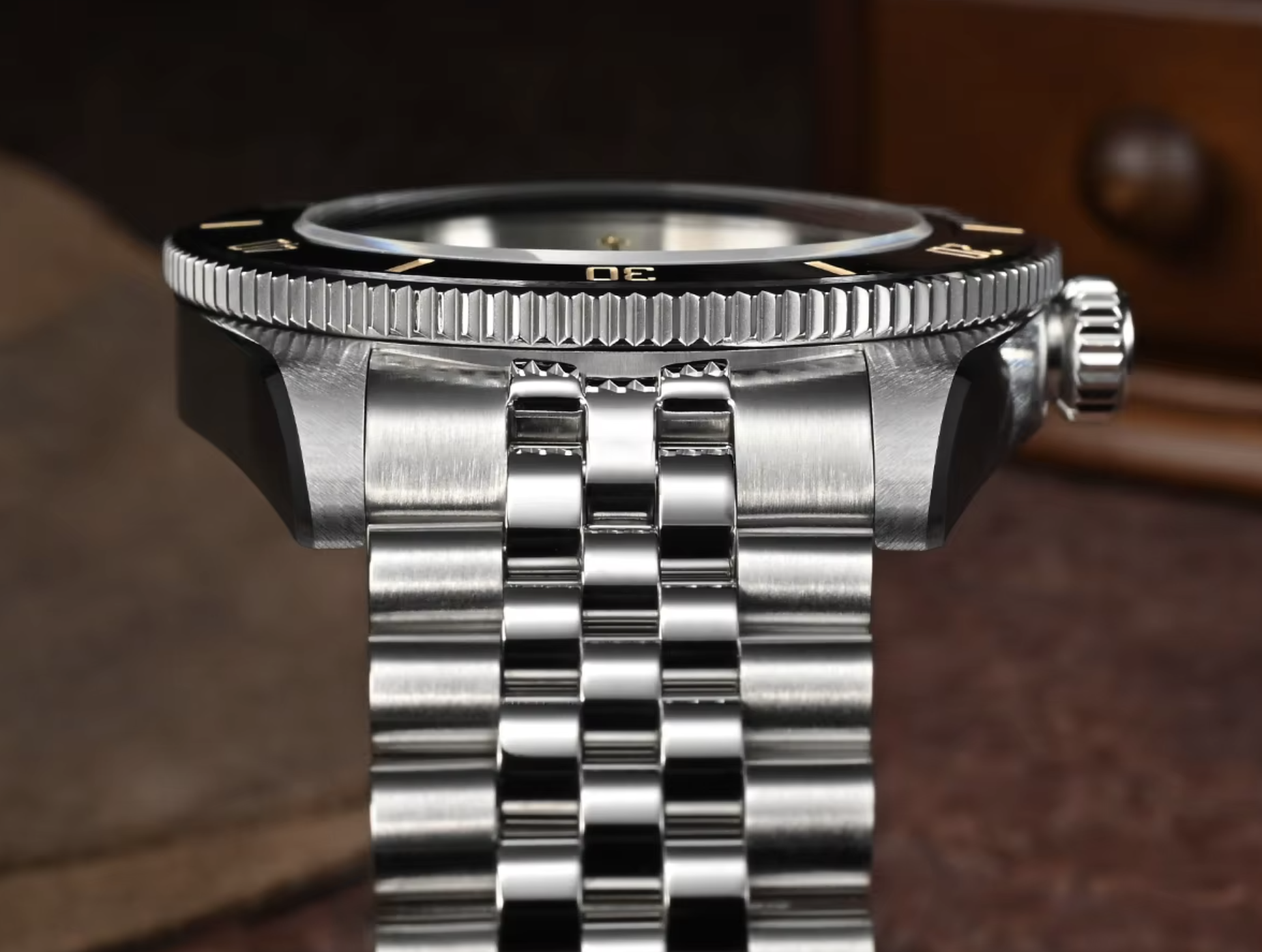 San Martin 3D Waffle Dial New 40mm Dive Watch - Image 4