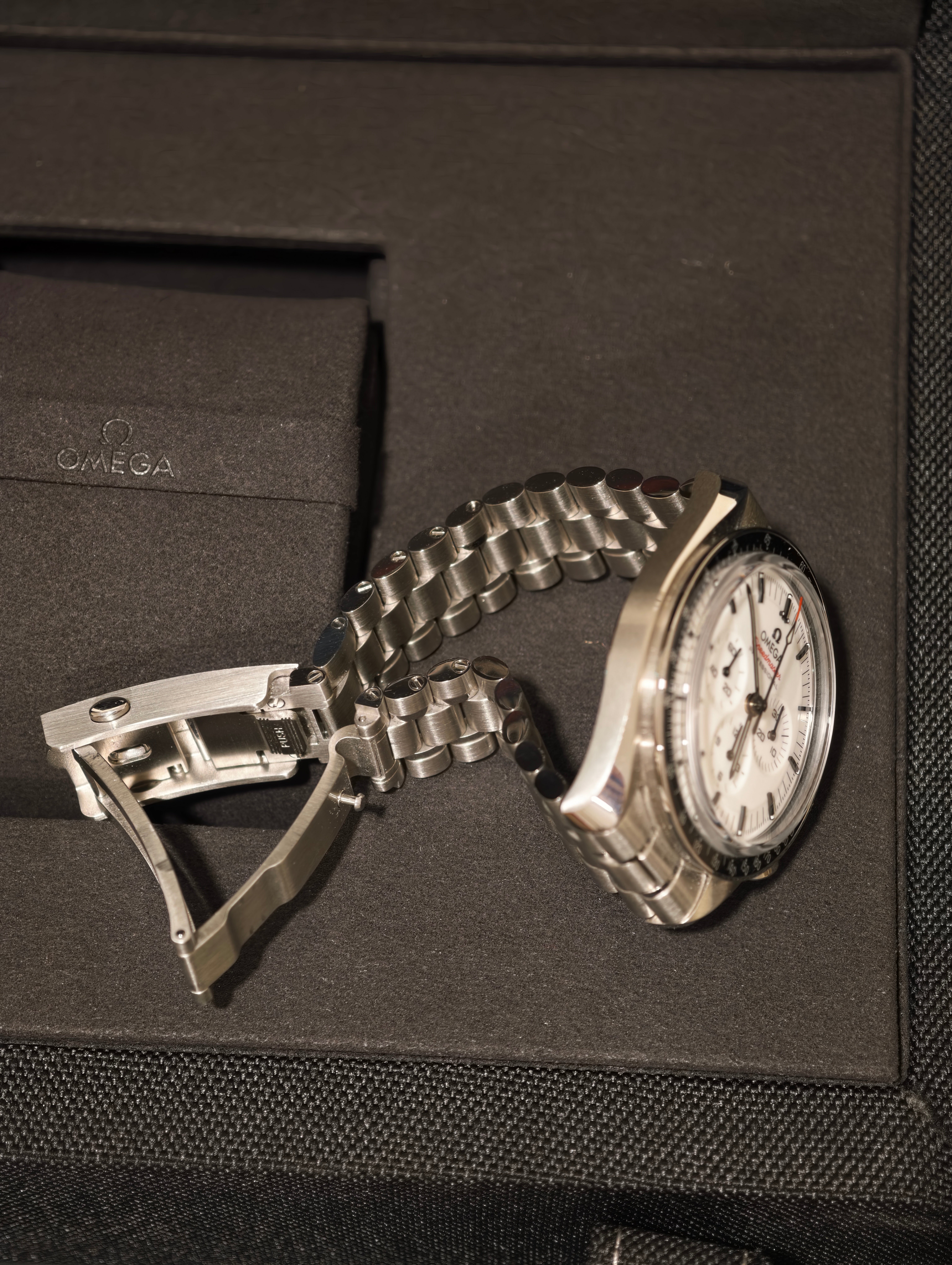 Like New Omega Speedmaster Moonwatch Professional  310.30.42.50.04.001 - Image 3