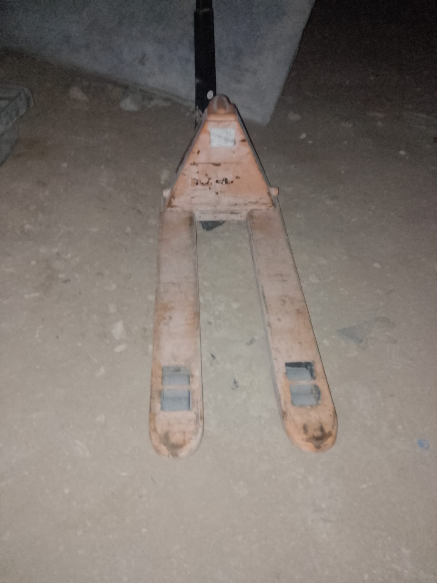 Hydraulic Pallet Lifter Trolley/ Jack 3ton & 5ton USED and NEW - Image 6