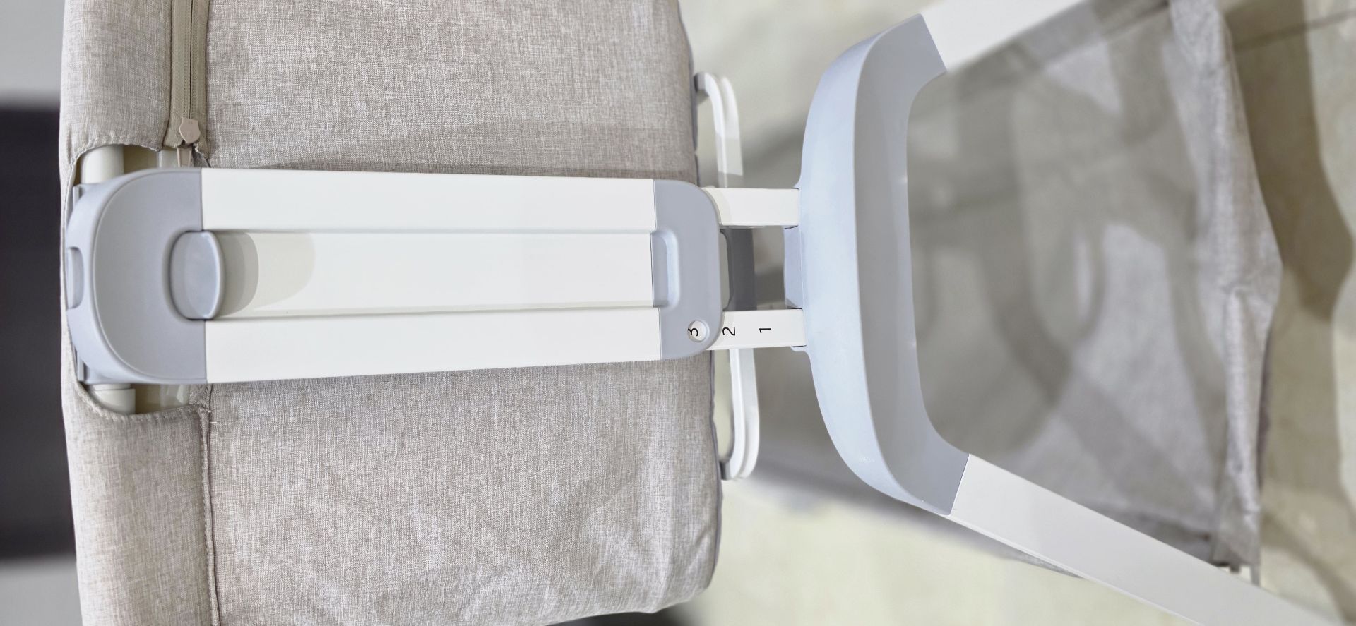 Giggles Watson Side Bassinet with Glide Function - Image 4