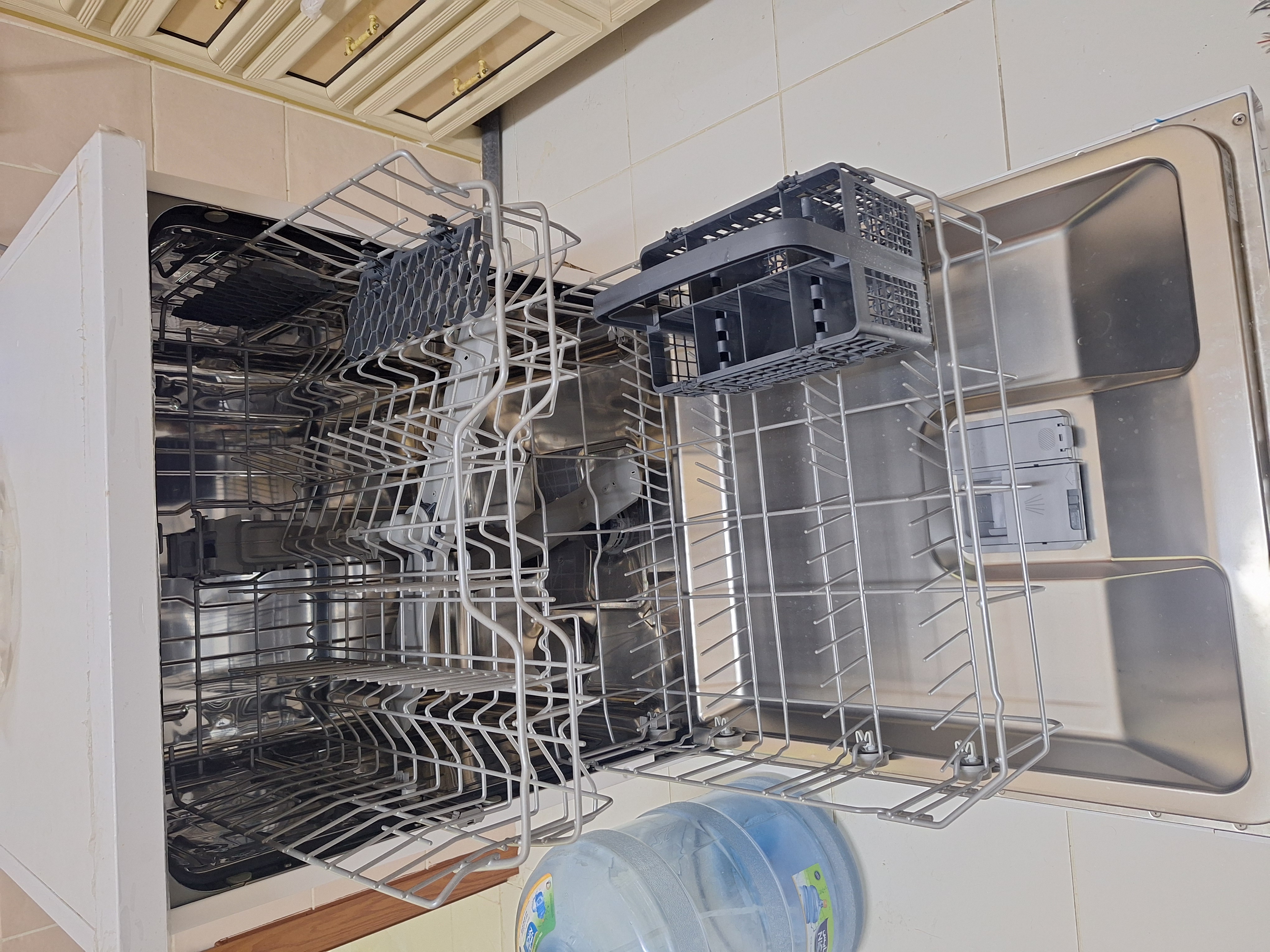 Beko Dishwasher - Image 4