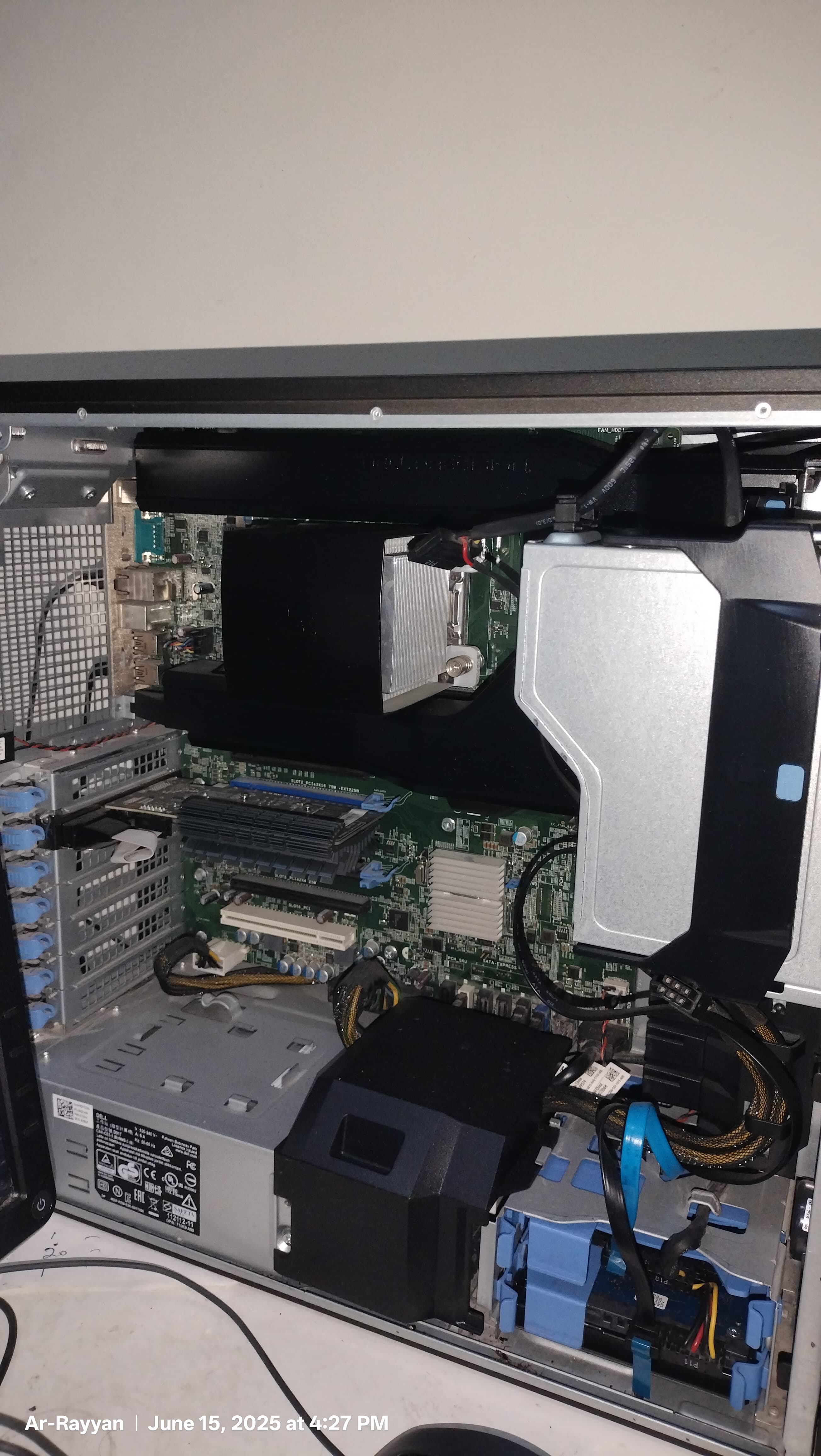 Dell Precision Tower 5810 - Image 2