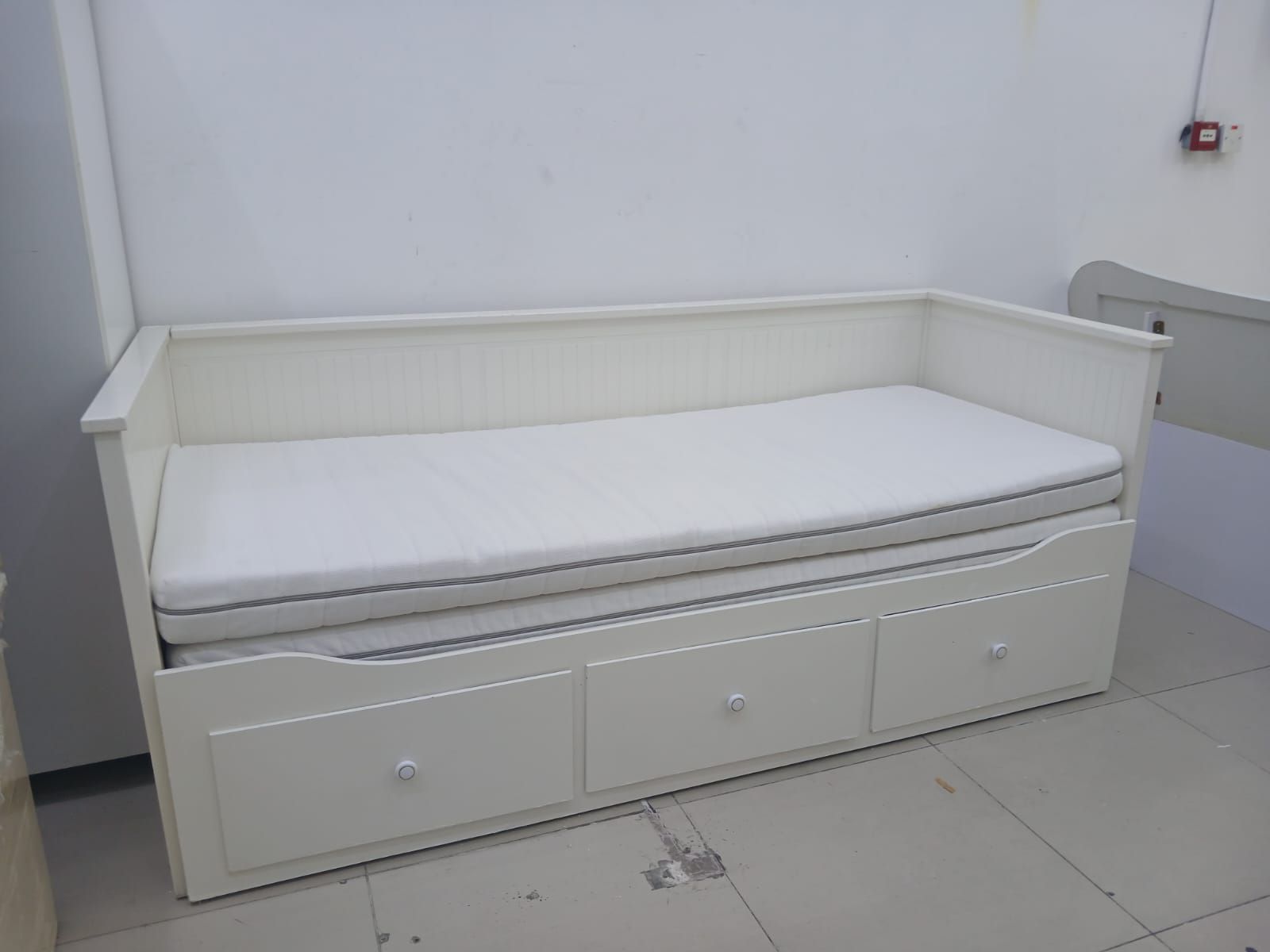 Ikea day bed - Image 4