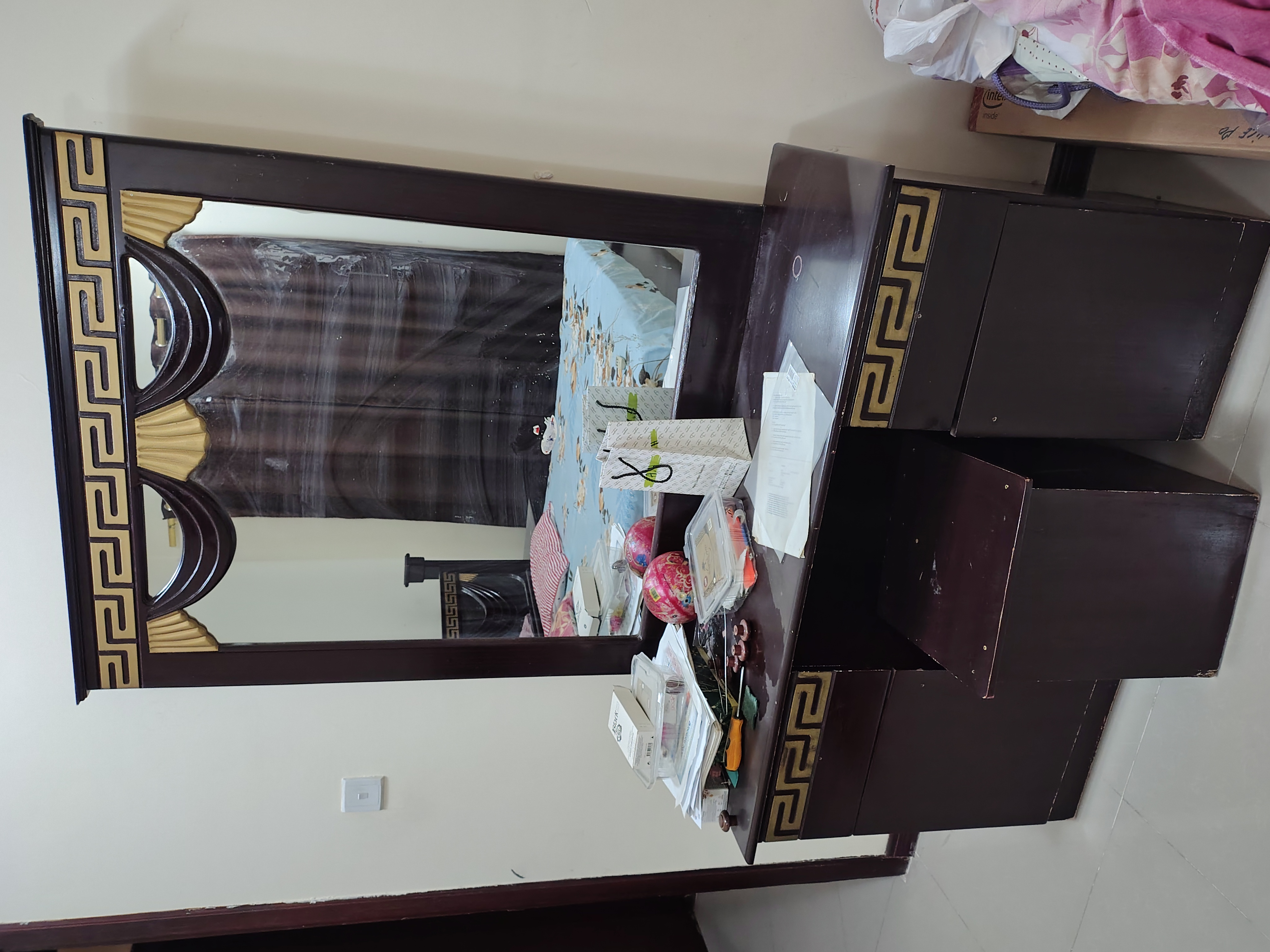 Bed+dressing table+mattress +two side tables - Image 1