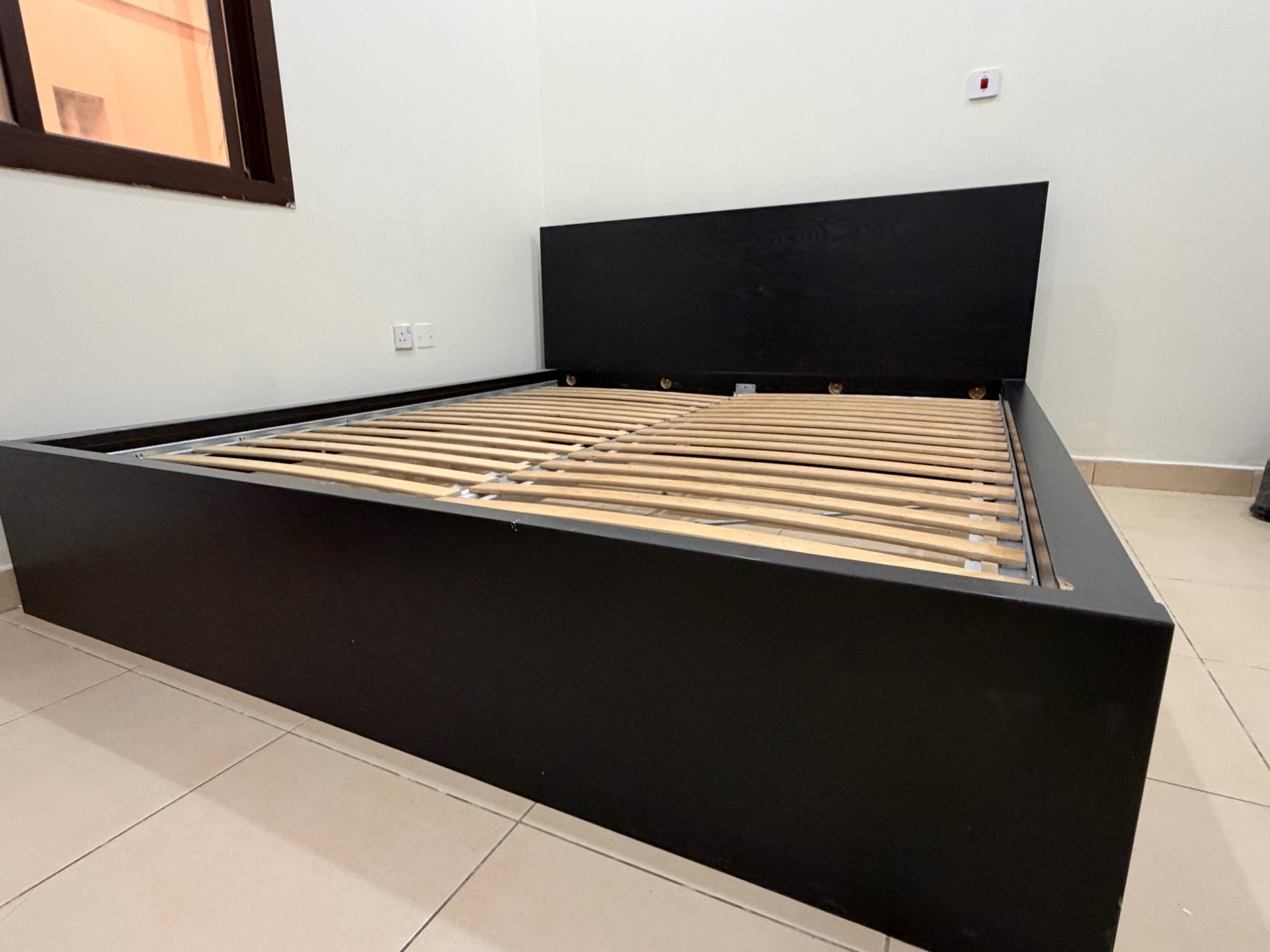 Ikea cot used perfect - Image 2