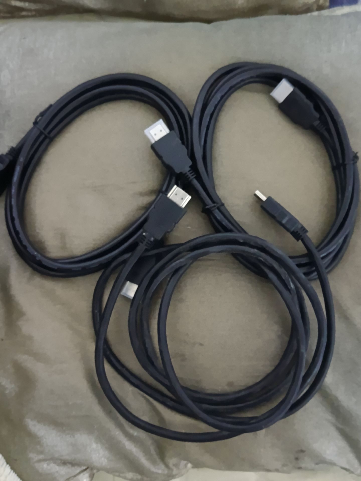 HDMI cable 1 meter  - Image 4