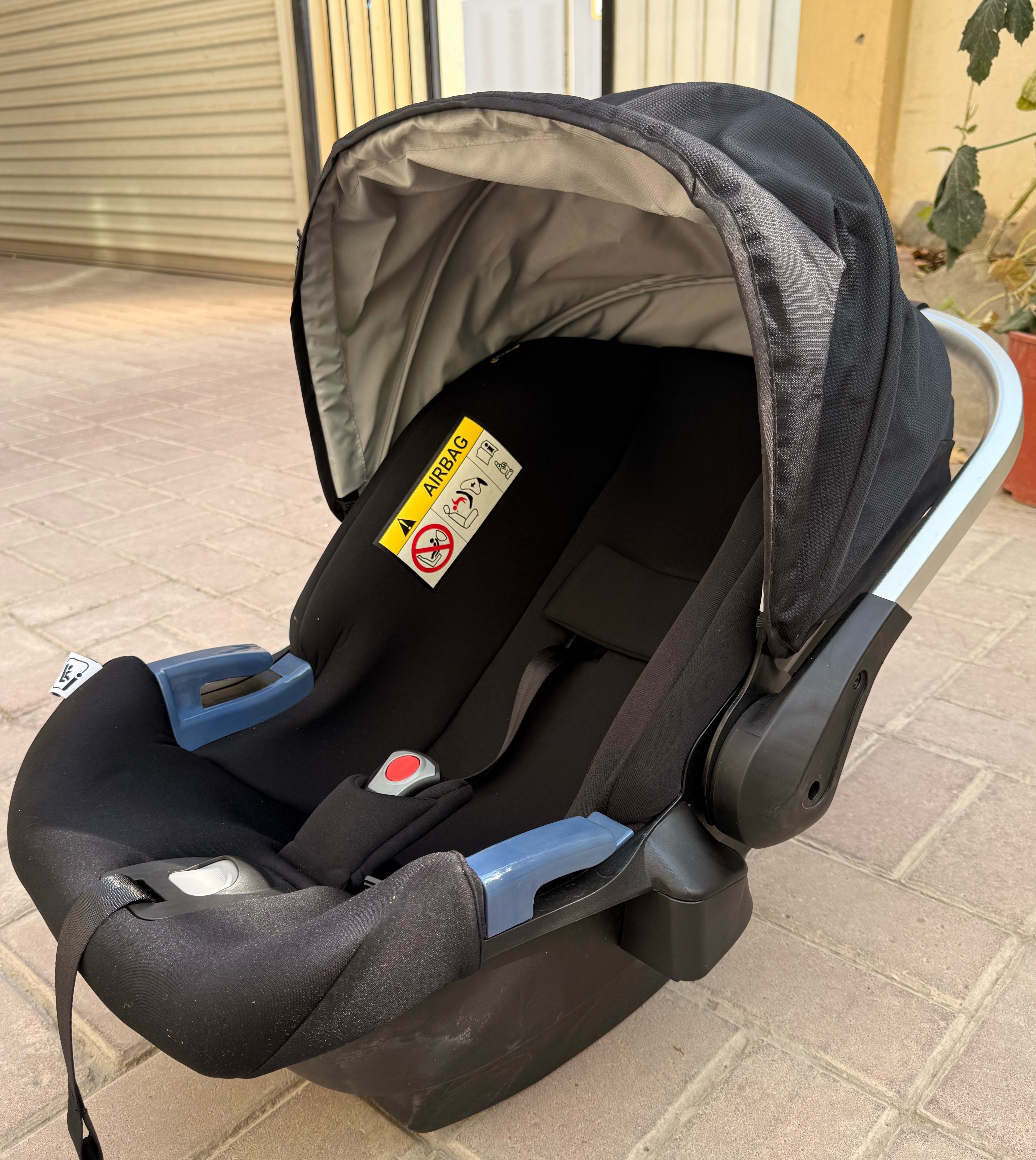 CAR SEAT- NEVER USED - Image 4