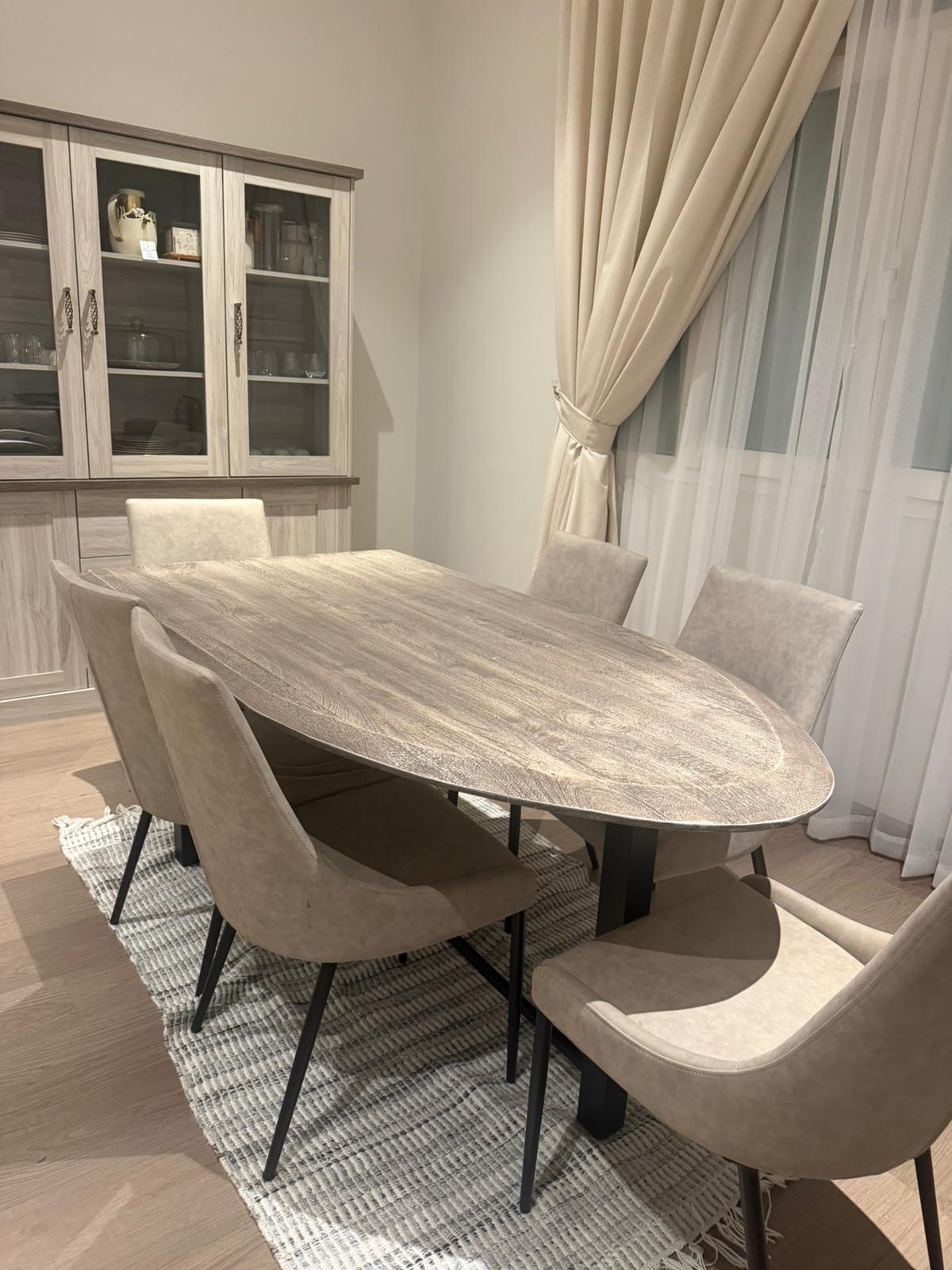Dining Table for sale - Image 4