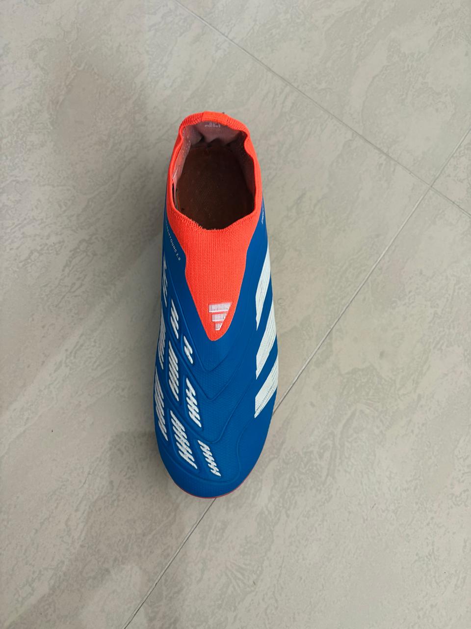 FOOTBAL shoes  for sale  - Image 4