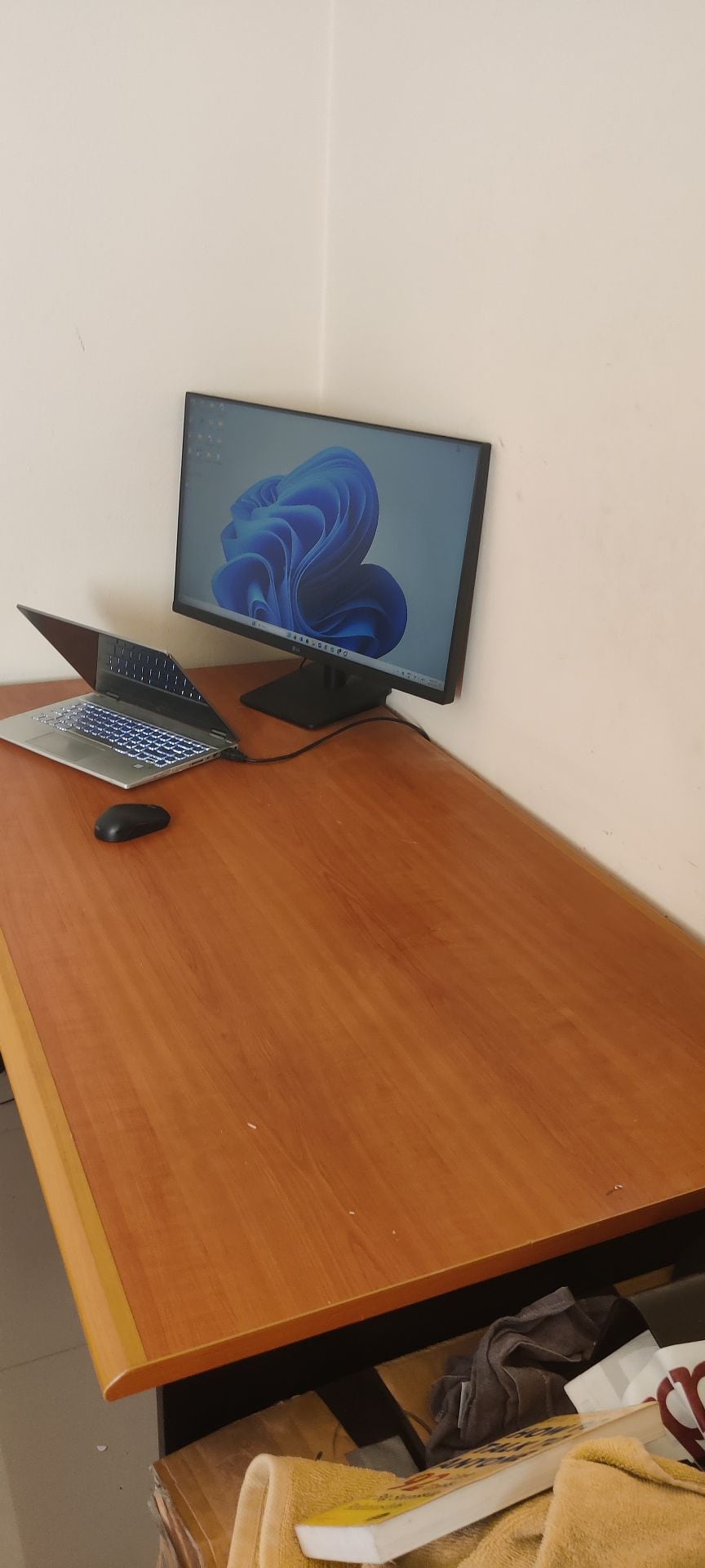 Study/Desk - Image 2